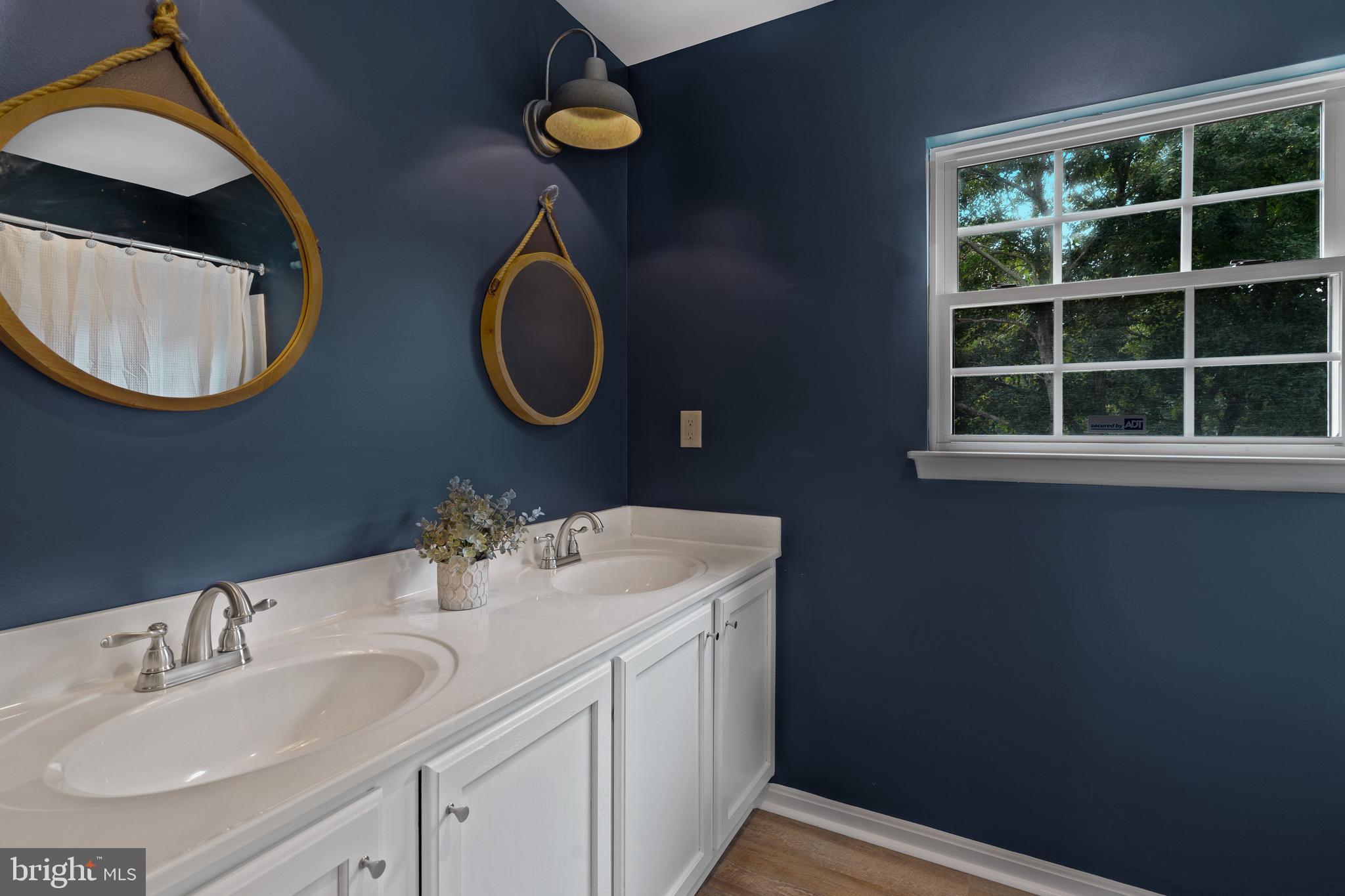 CROFTON VALLEY - Residential