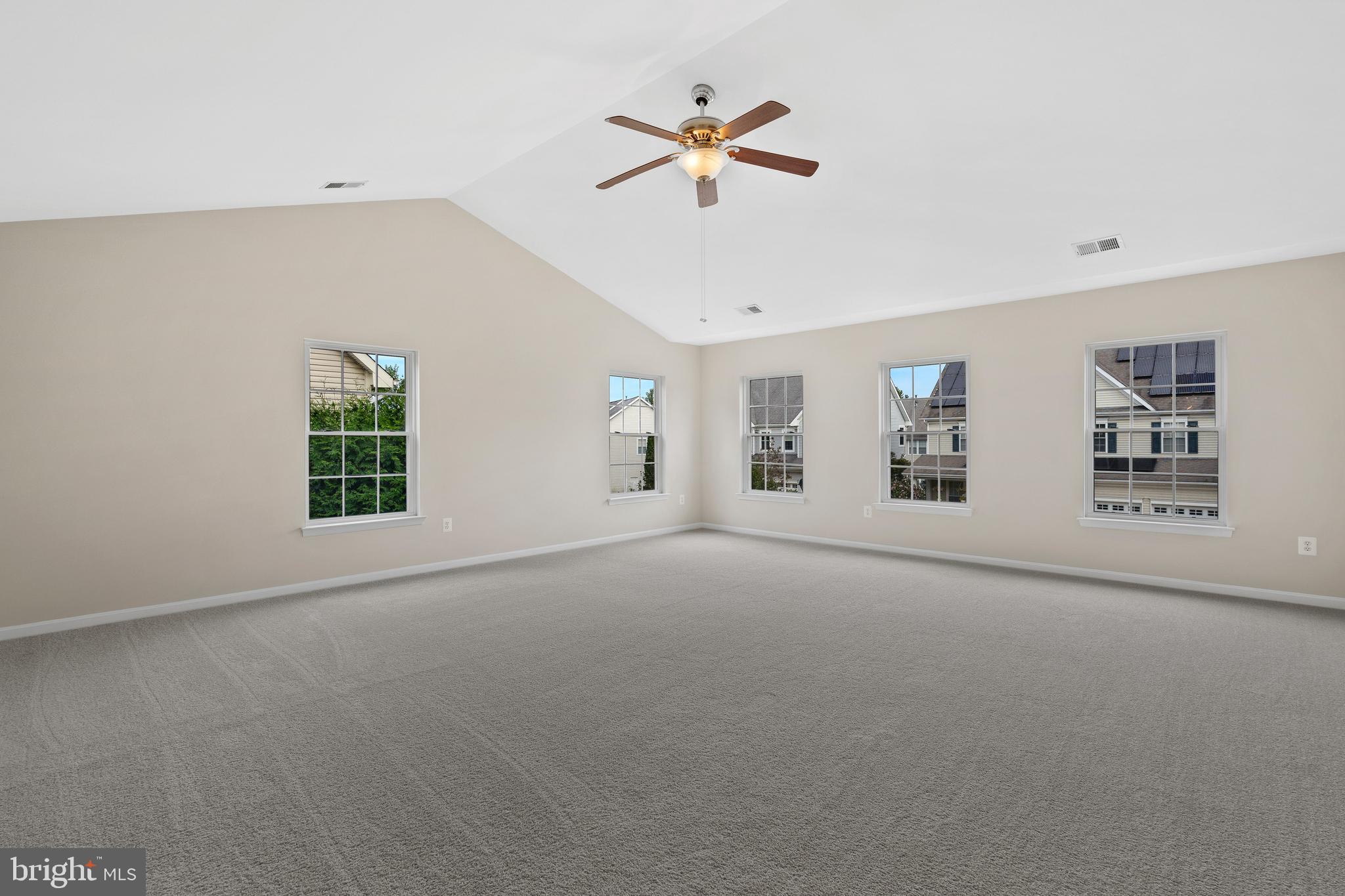 CROFTON VALLEY - Residential