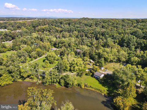 Property photo of 13726 hopps landing road, hagerstown, MD 21740