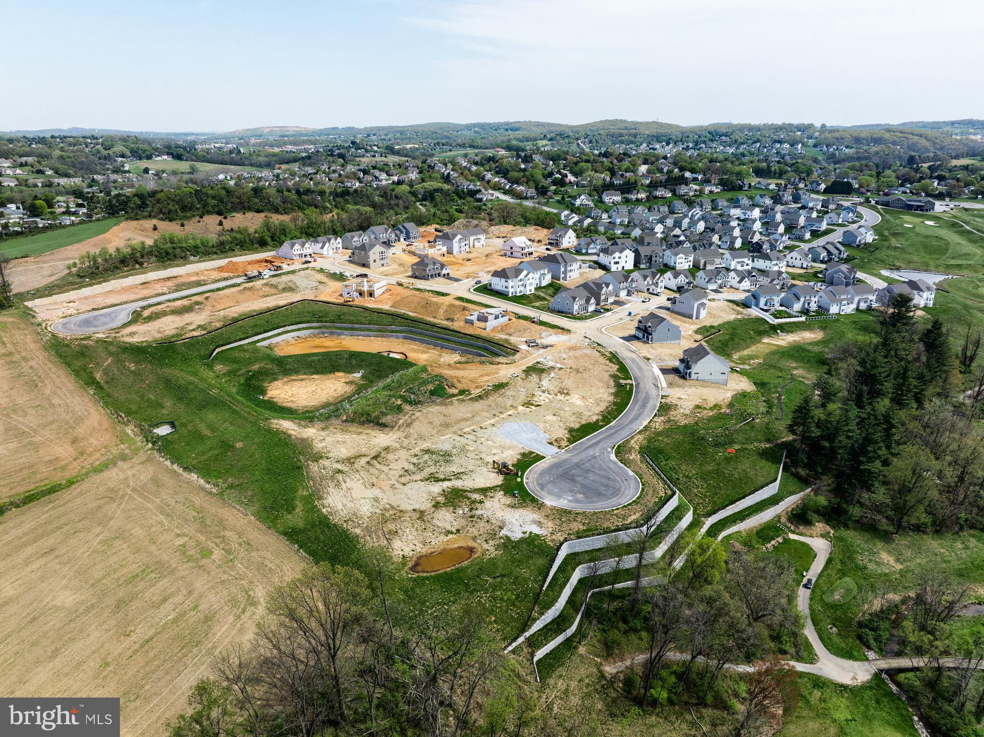 THE VIEWS AT BRIDGEWATER - Residential