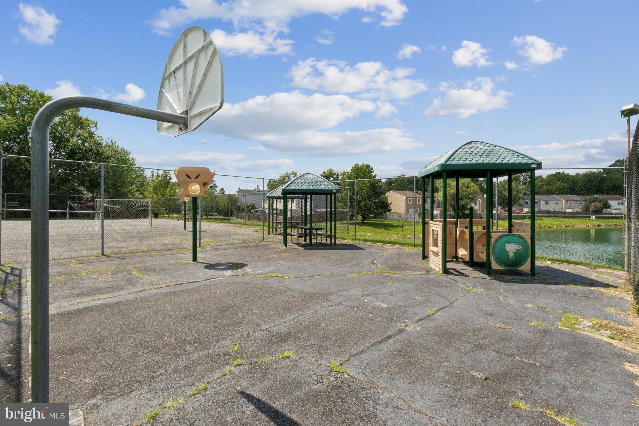 MOUNT VERNON LAKES - Residential