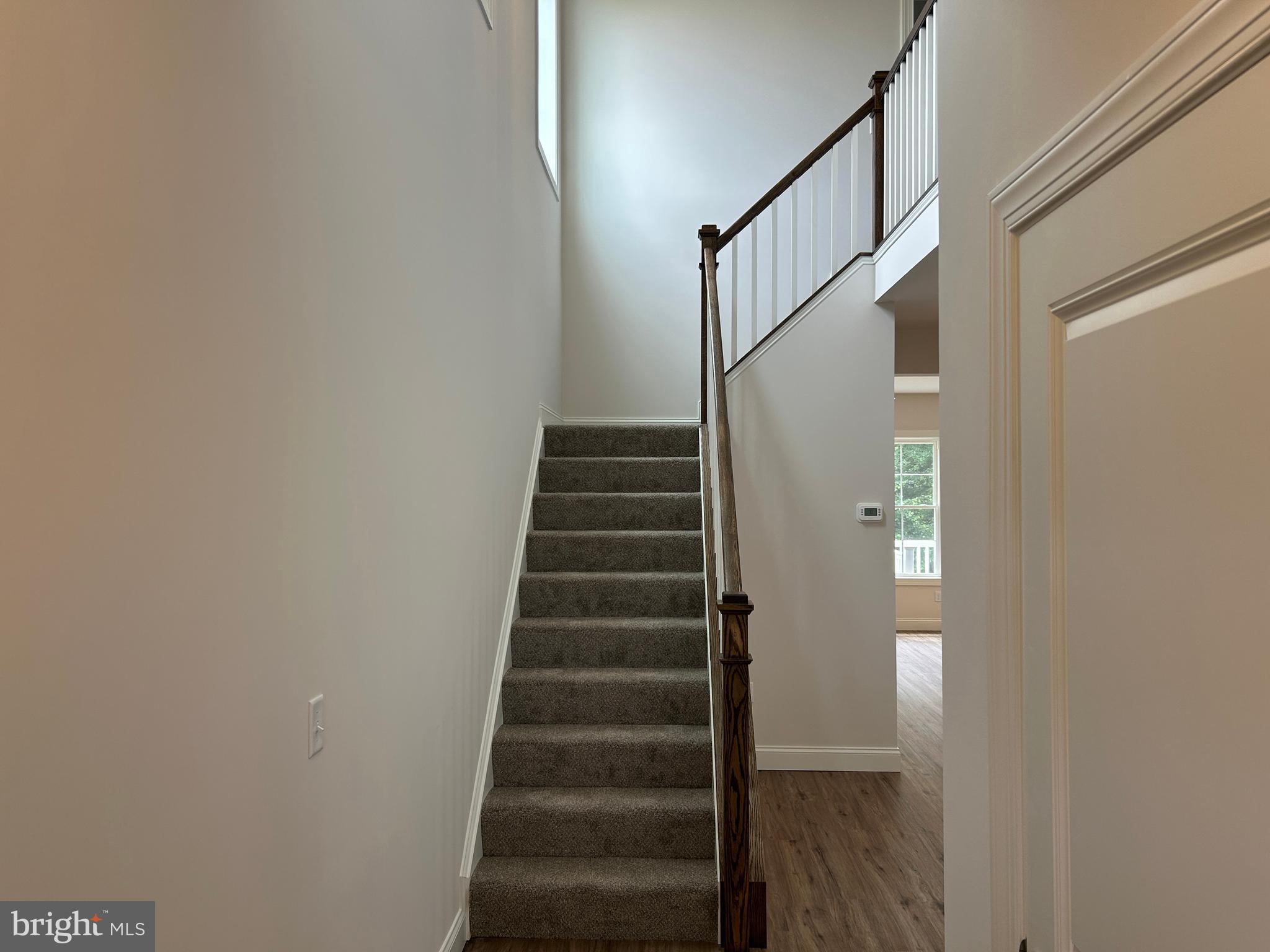 WOODLAND HILLS - Residential