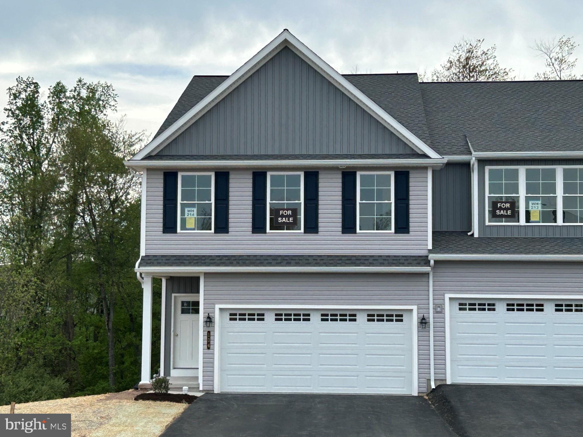 WOODLAND HILLS - Residential