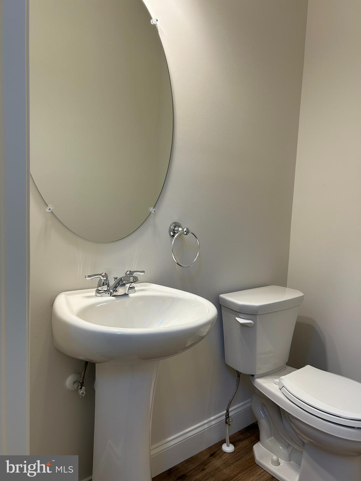 WOODLAND HILLS - Residential