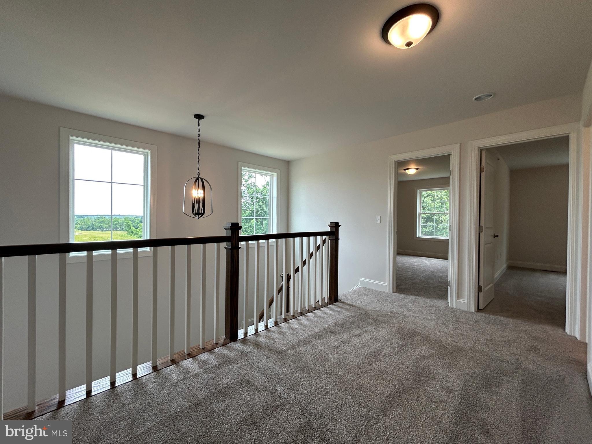 WOODLAND HILLS - Residential