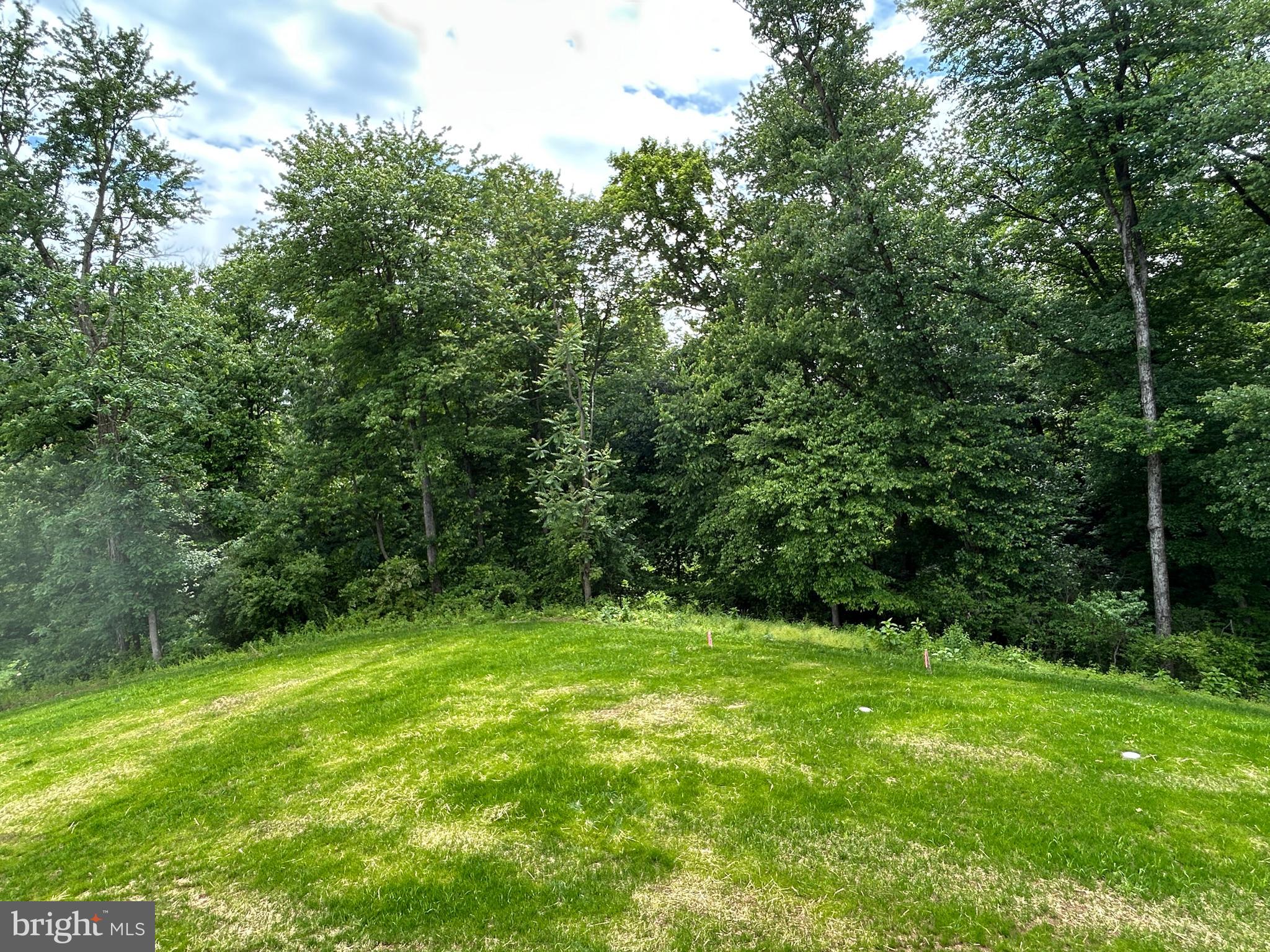 WOODLAND HILLS - Residential
