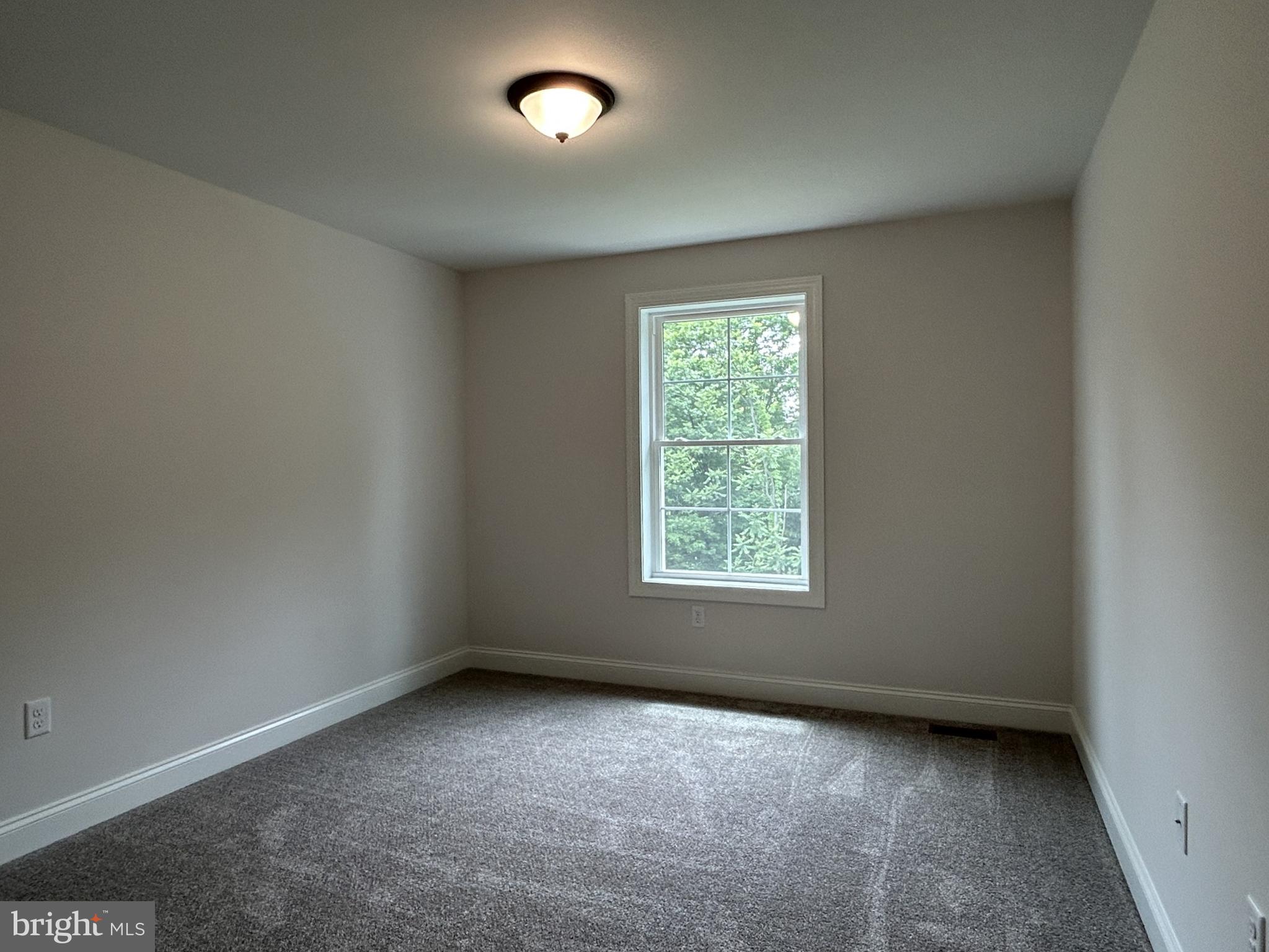 WOODLAND HILLS - Residential