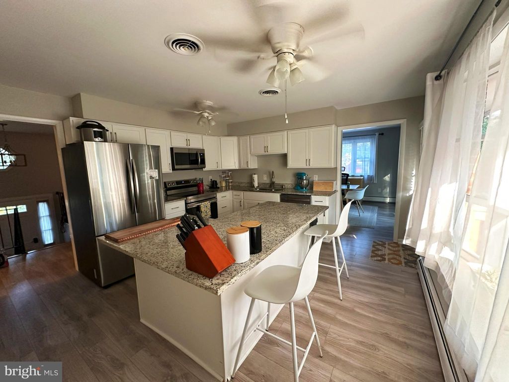 Photo of 701 Kelly Road, FORT WASHINGTON, MD 20744 (MLS # MDPG2176546)