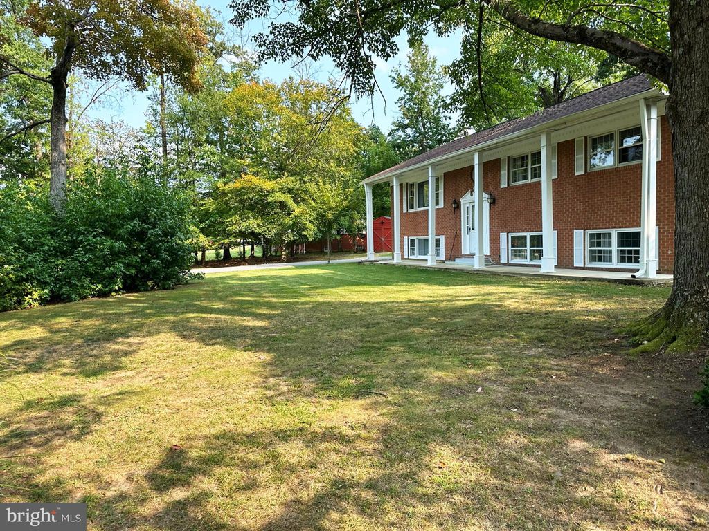Photo of 701 Kelly Road, FORT WASHINGTON, MD 20744 (MLS # MDPG2176546)
