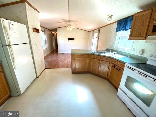 360 S DELAWARE DRIVE 16