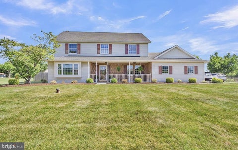 Photo of 1813 Hunter Drive, MECHANICSBURG, PA 17050 (MLS # PACB2057682)