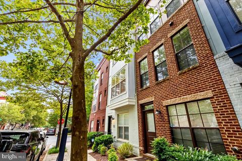 4525 LONGFELLOW STREET HYATTSVILLE MD 20781