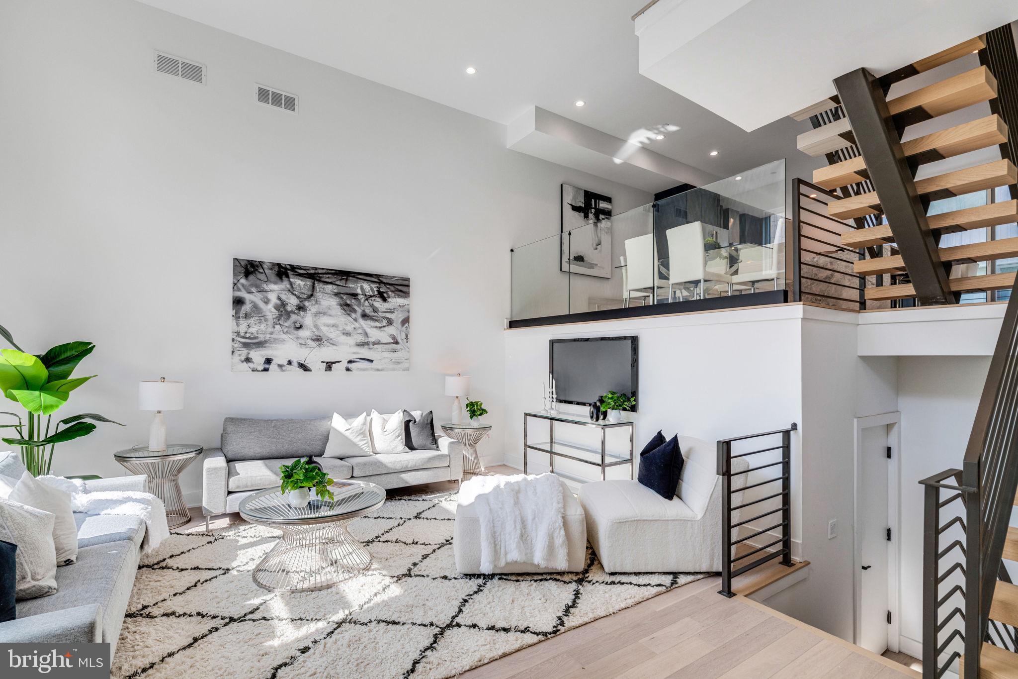 GRADUATE HOSPITAL - Residential