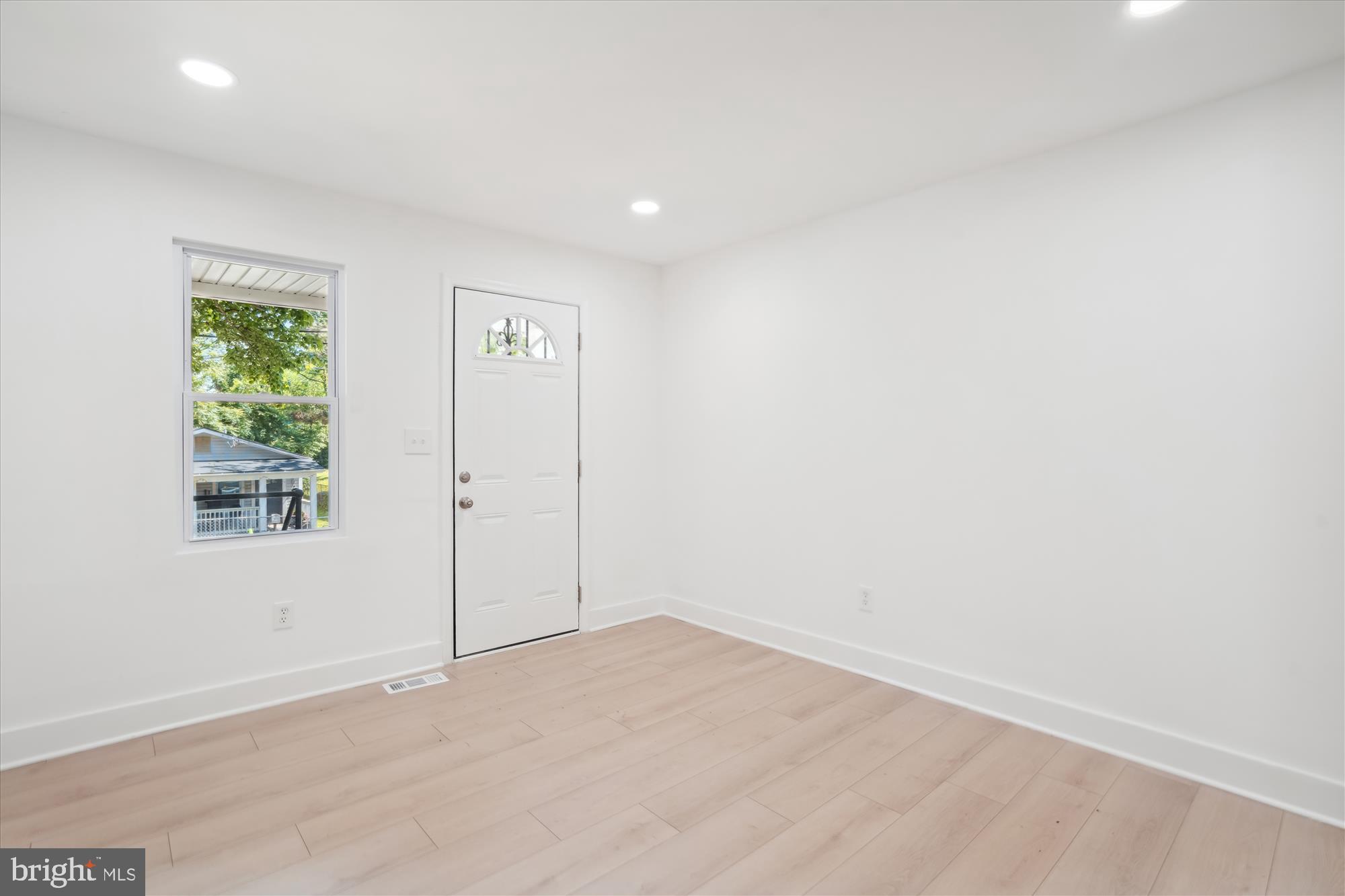 GR CAPITOL HEIGHTS - Residential