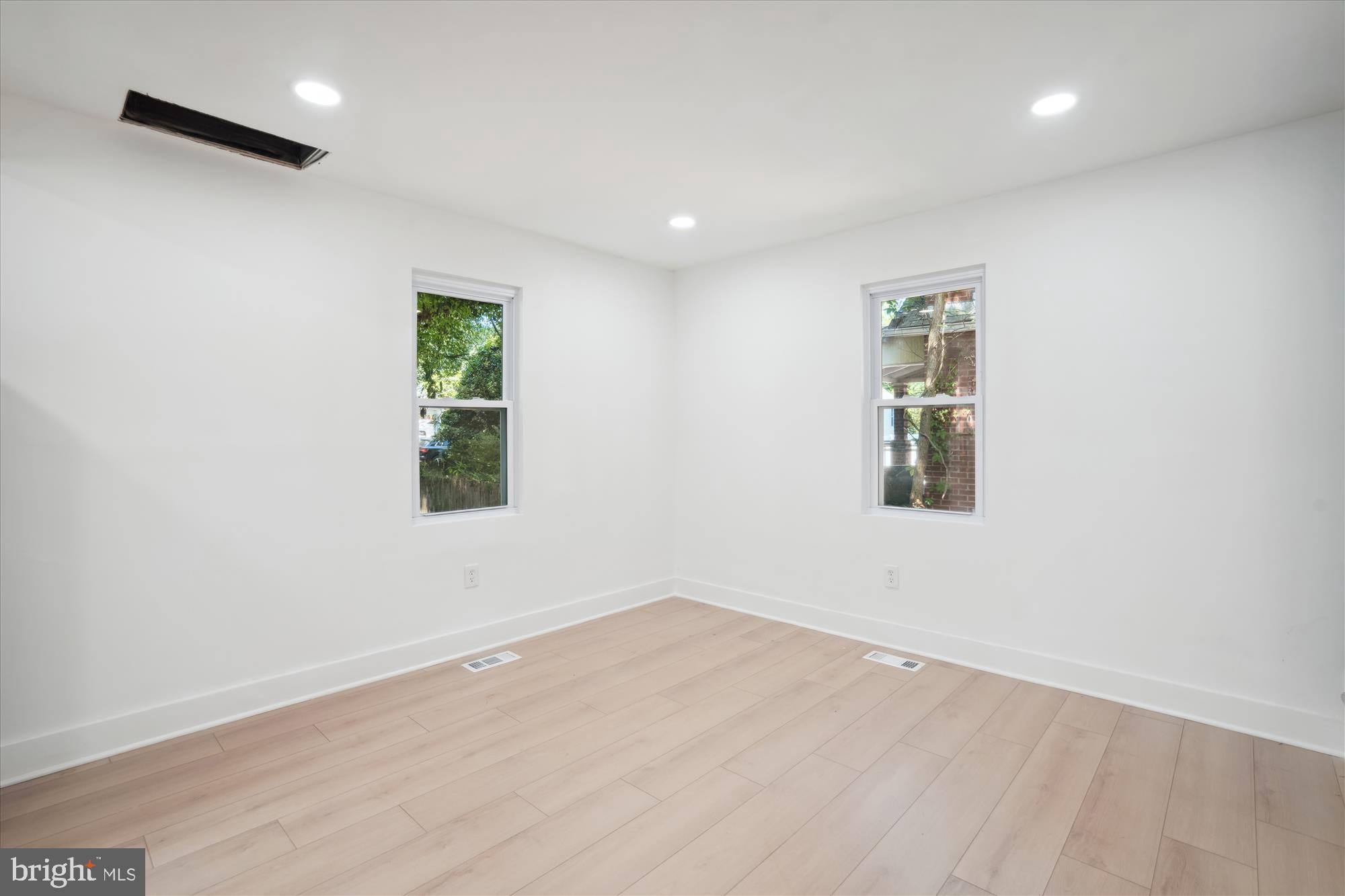 GR CAPITOL HEIGHTS - Residential