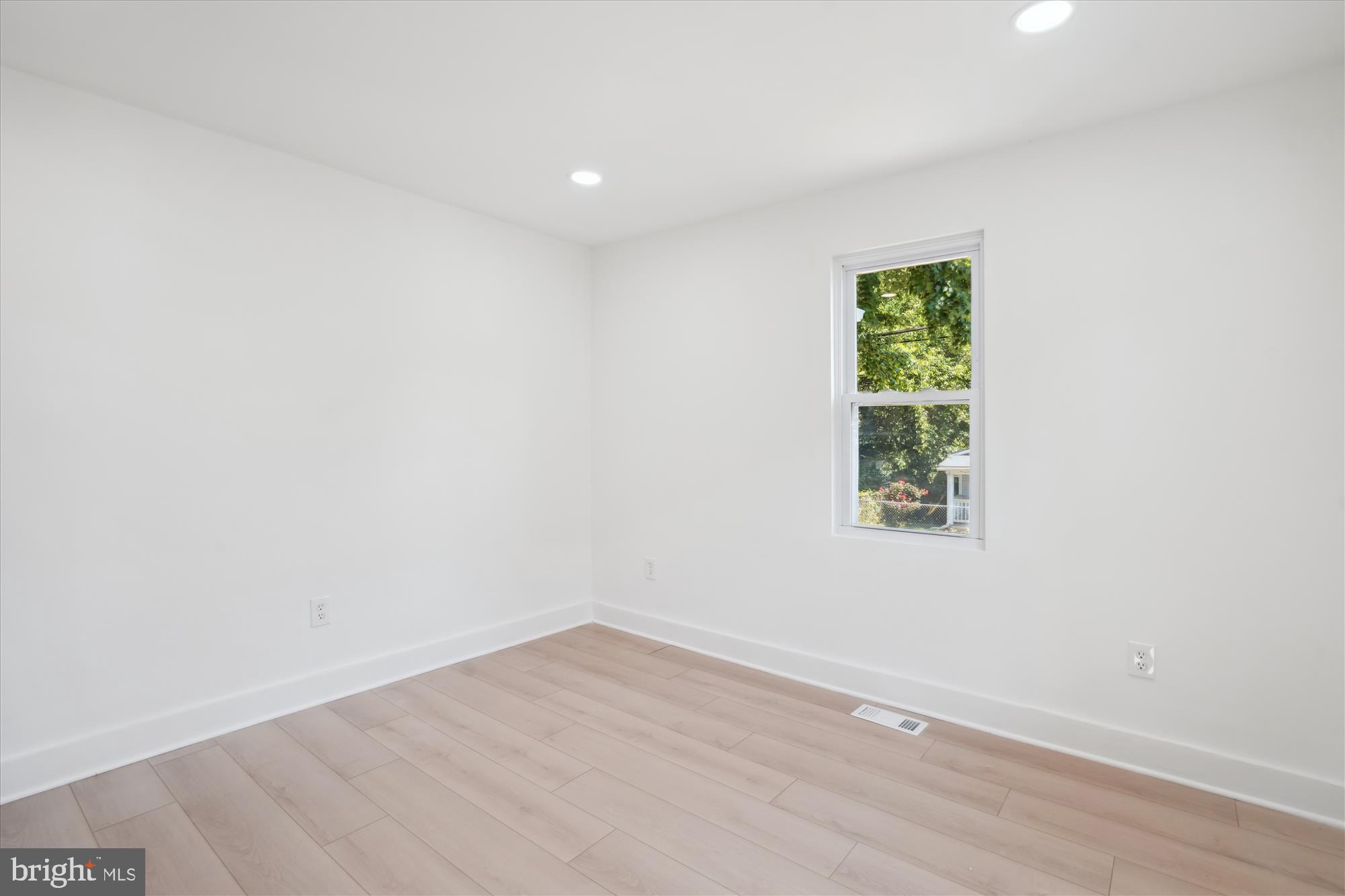 GR CAPITOL HEIGHTS - Residential