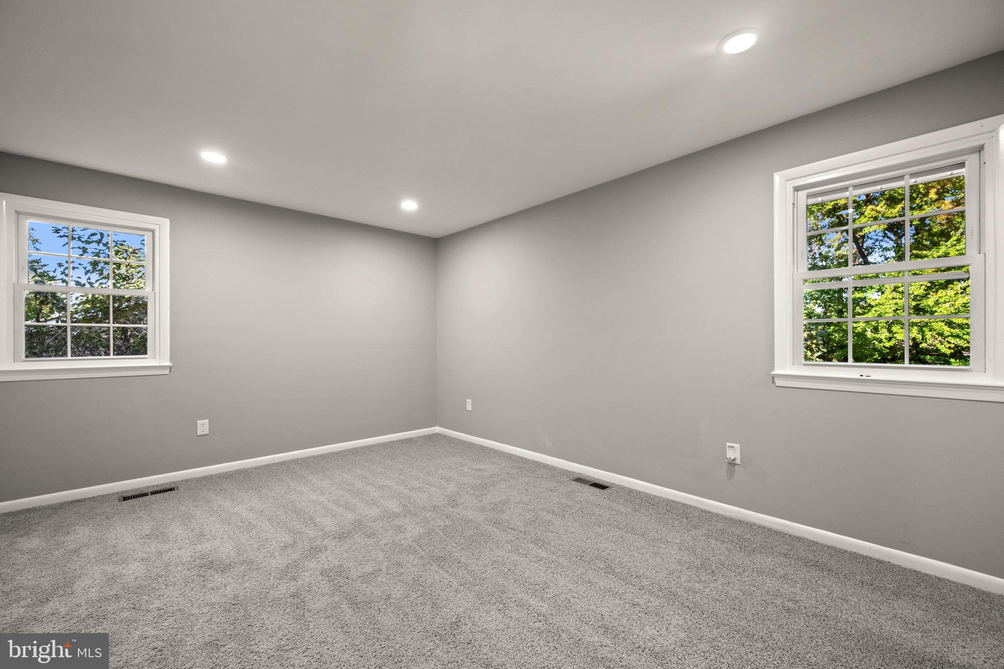 BAY CITY - Residential