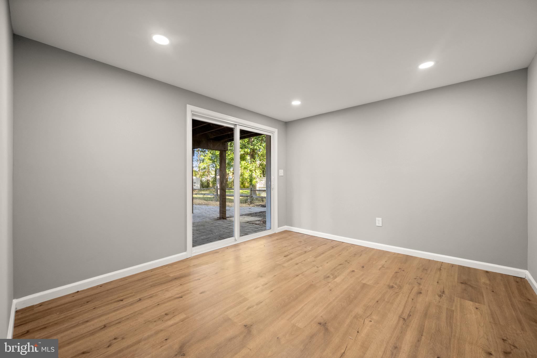 BAY CITY - Residential