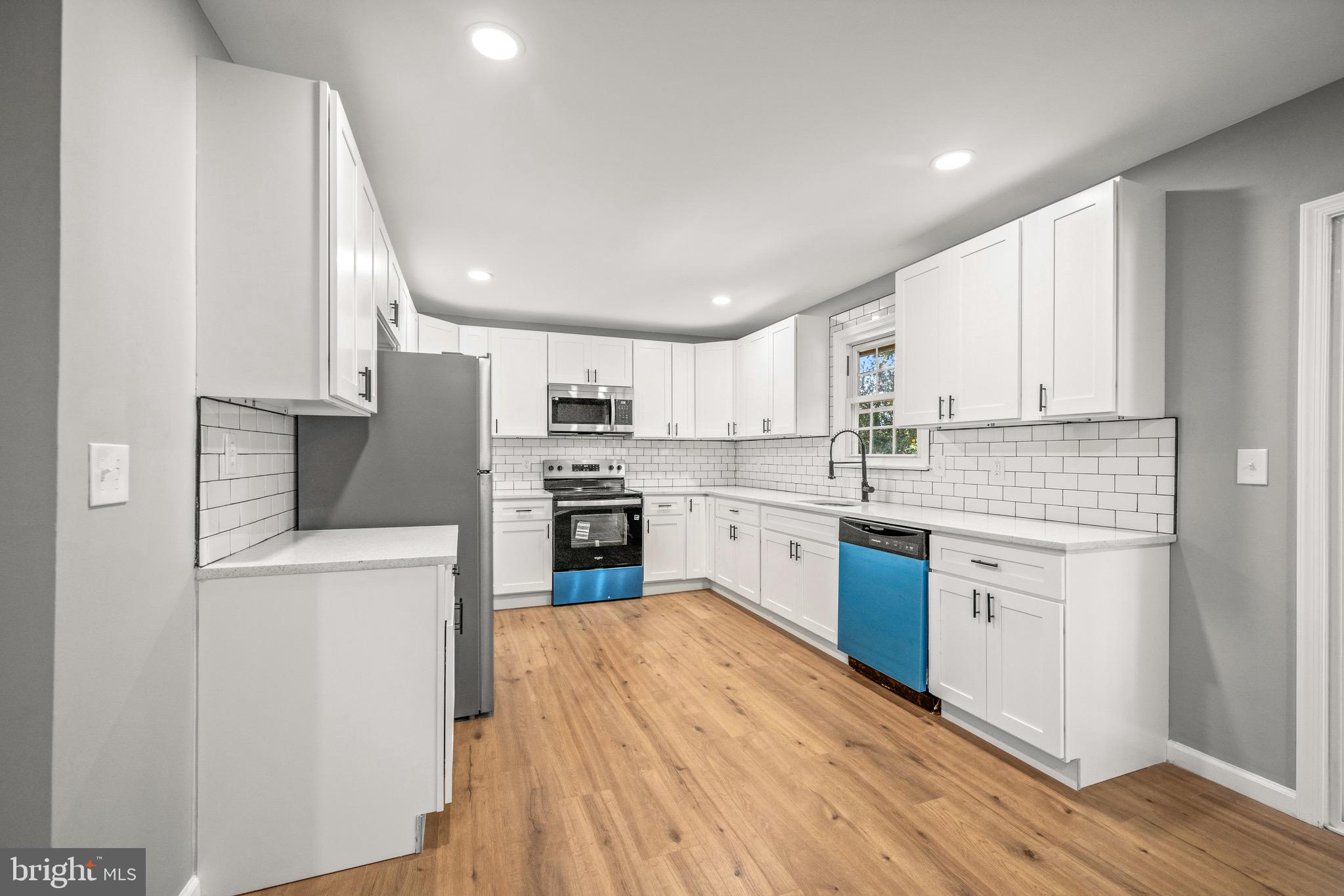 BAY CITY - Residential