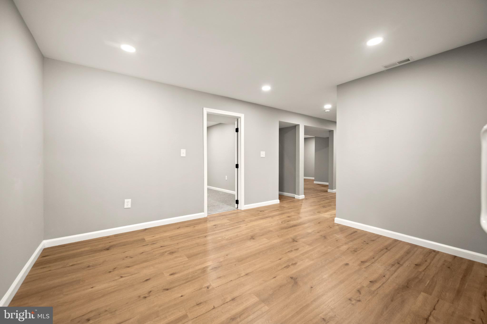 BAY CITY - Residential