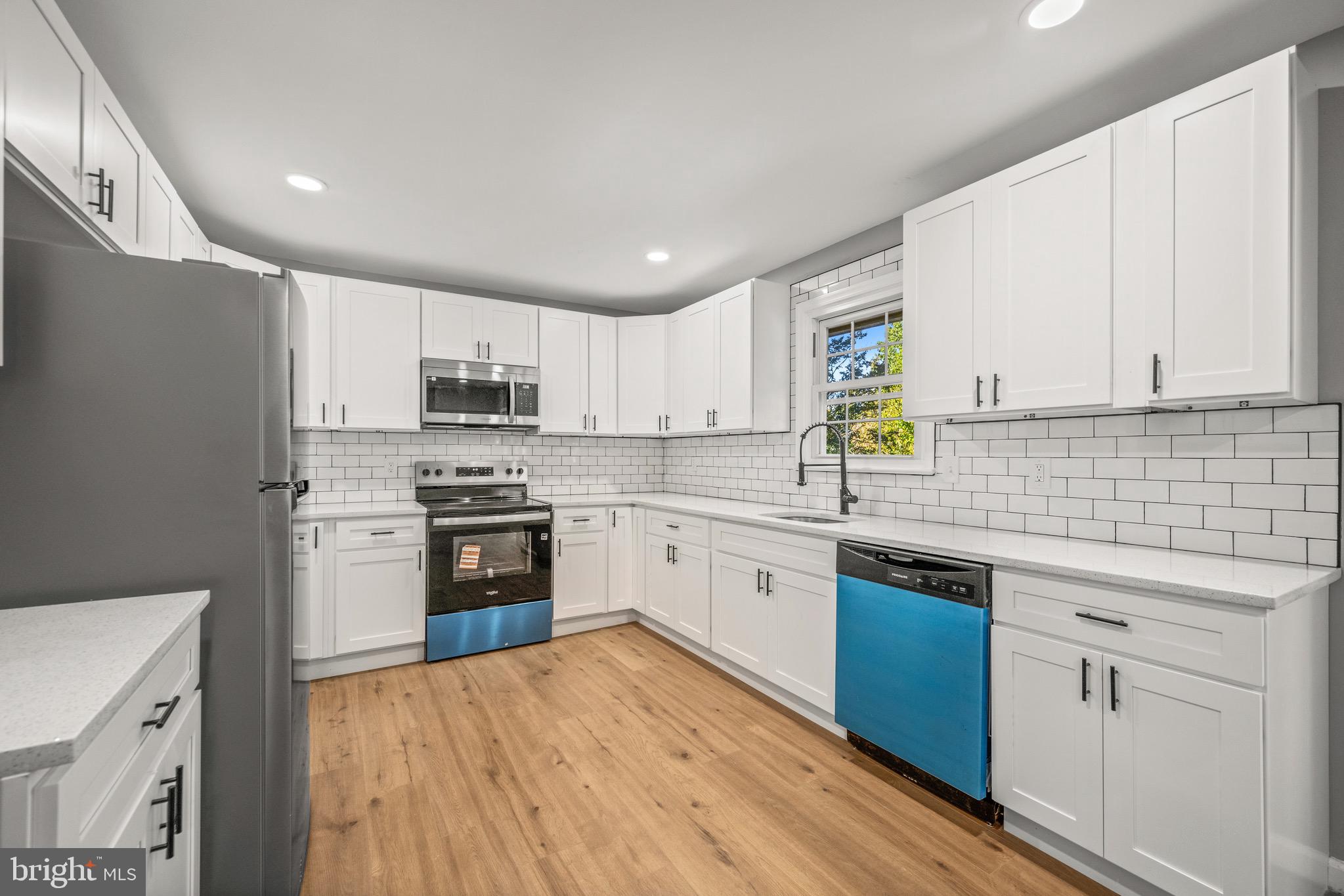 BAY CITY - Residential