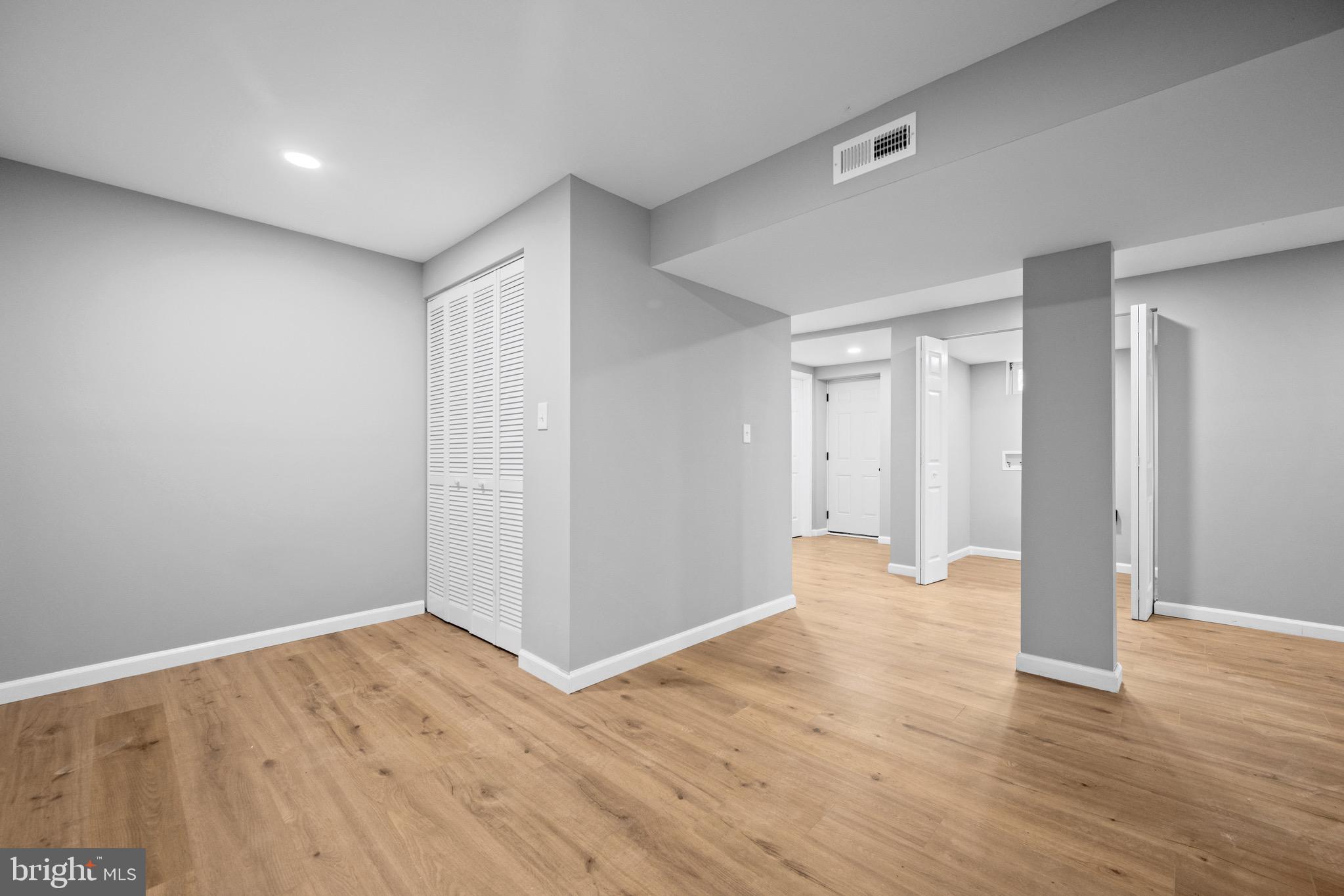 BAY CITY - Residential