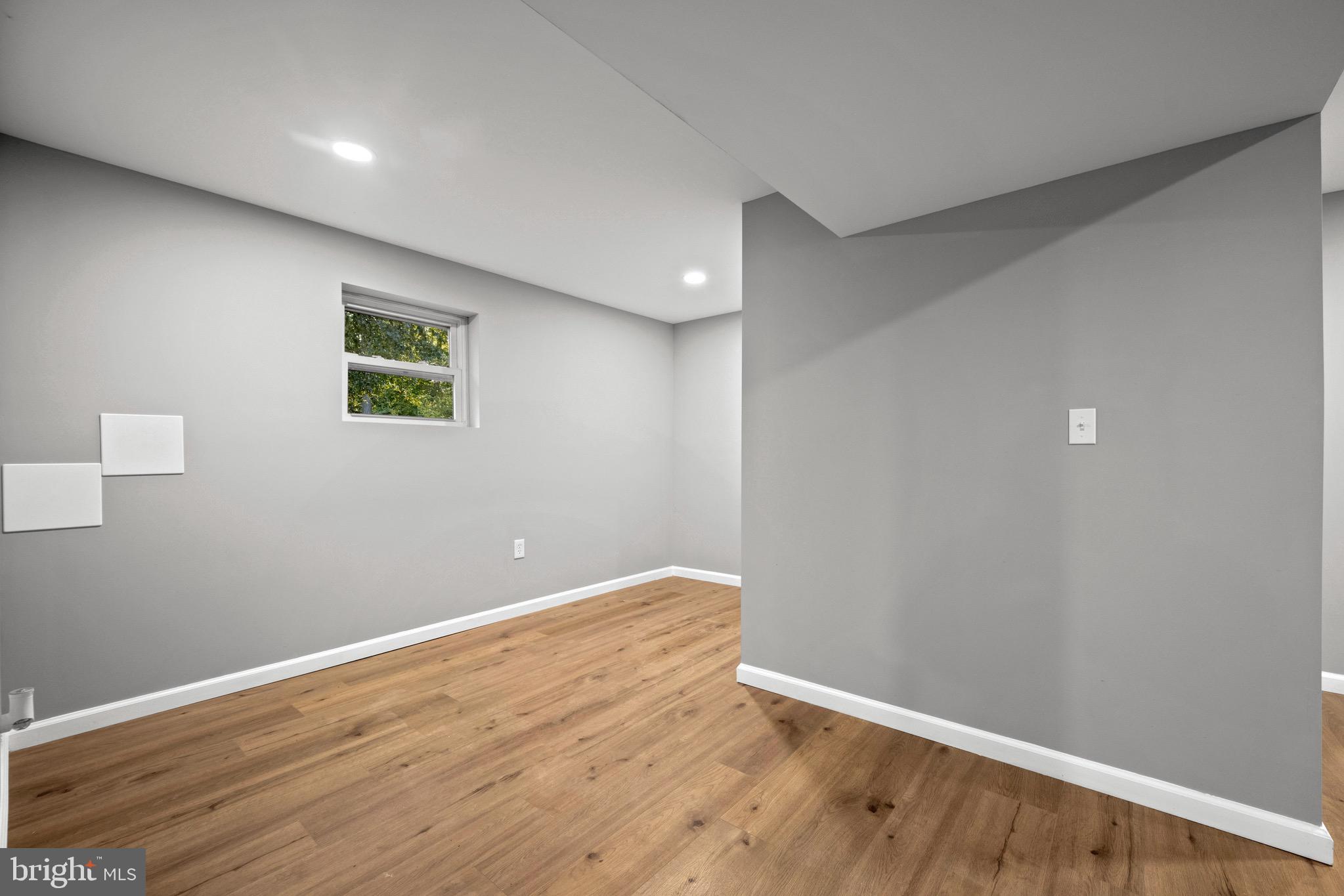 BAY CITY - Residential