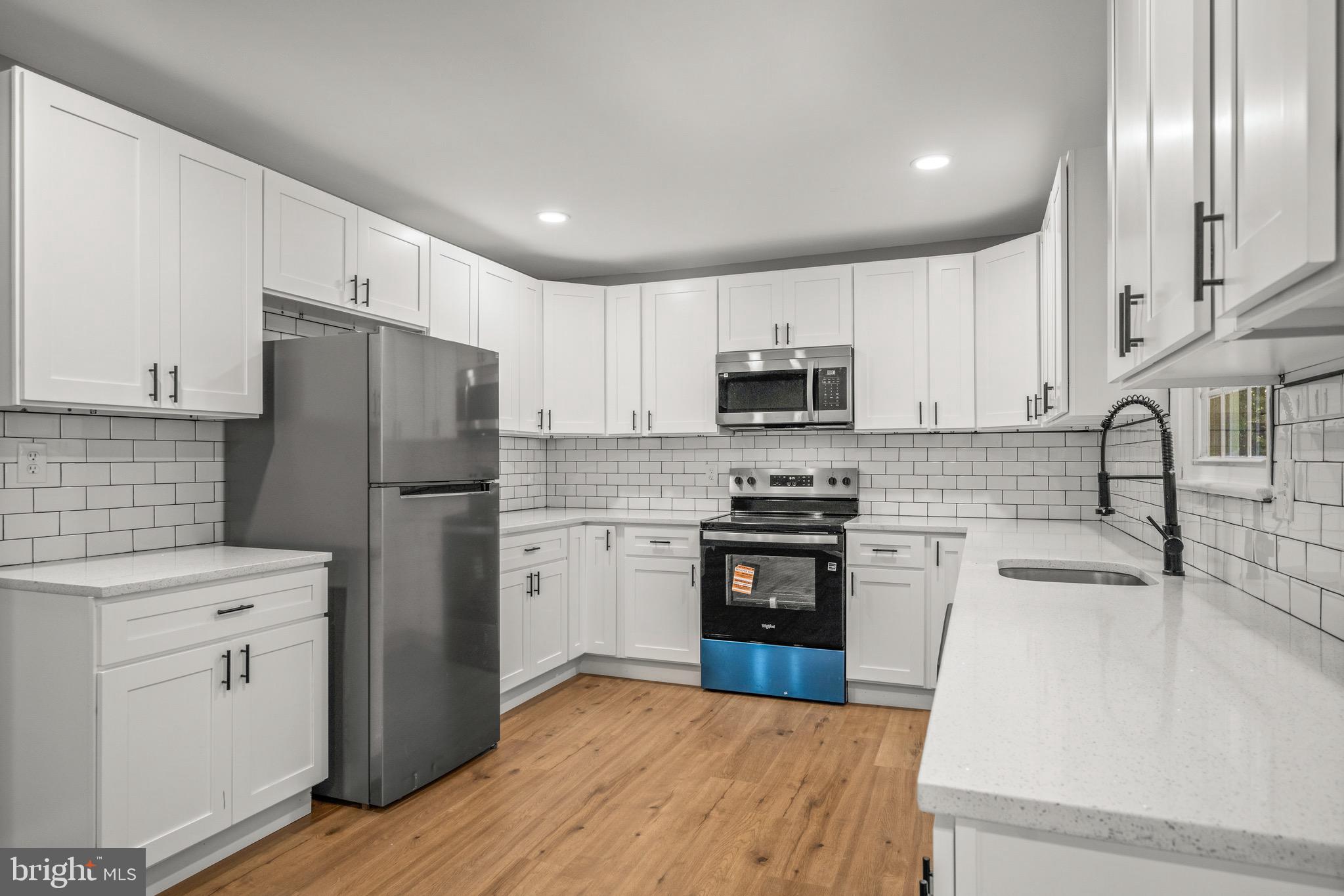 BAY CITY - Residential