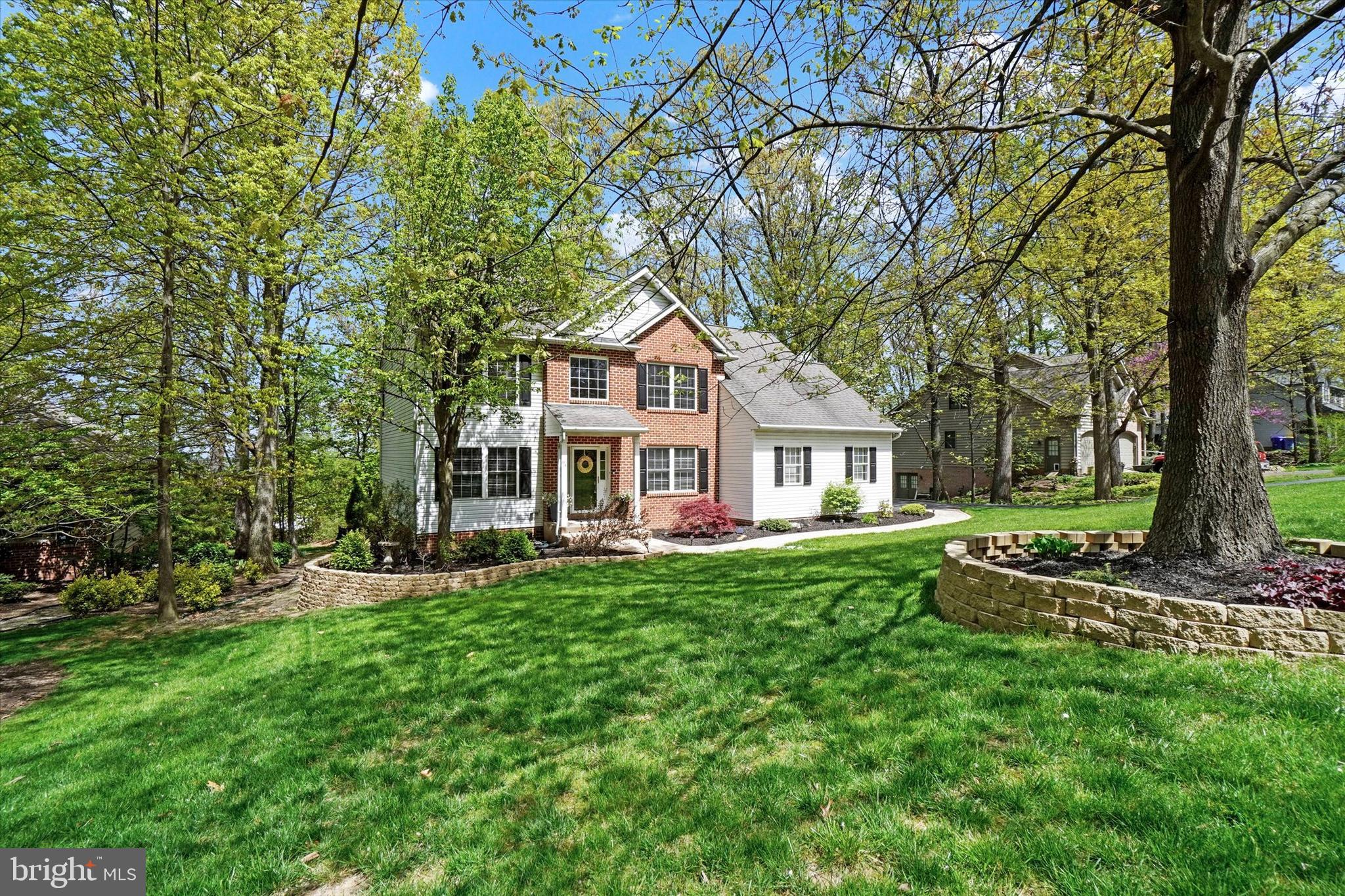 SOUTHFORK ESTATES - Residential