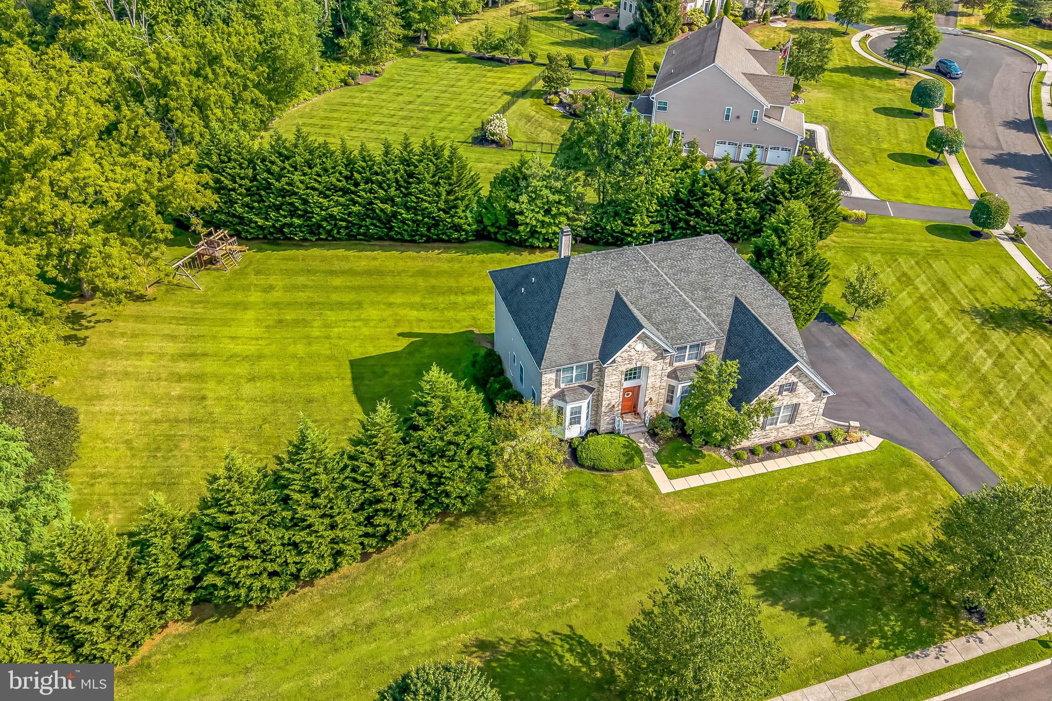 208 CECELIA ACRES DRIVE