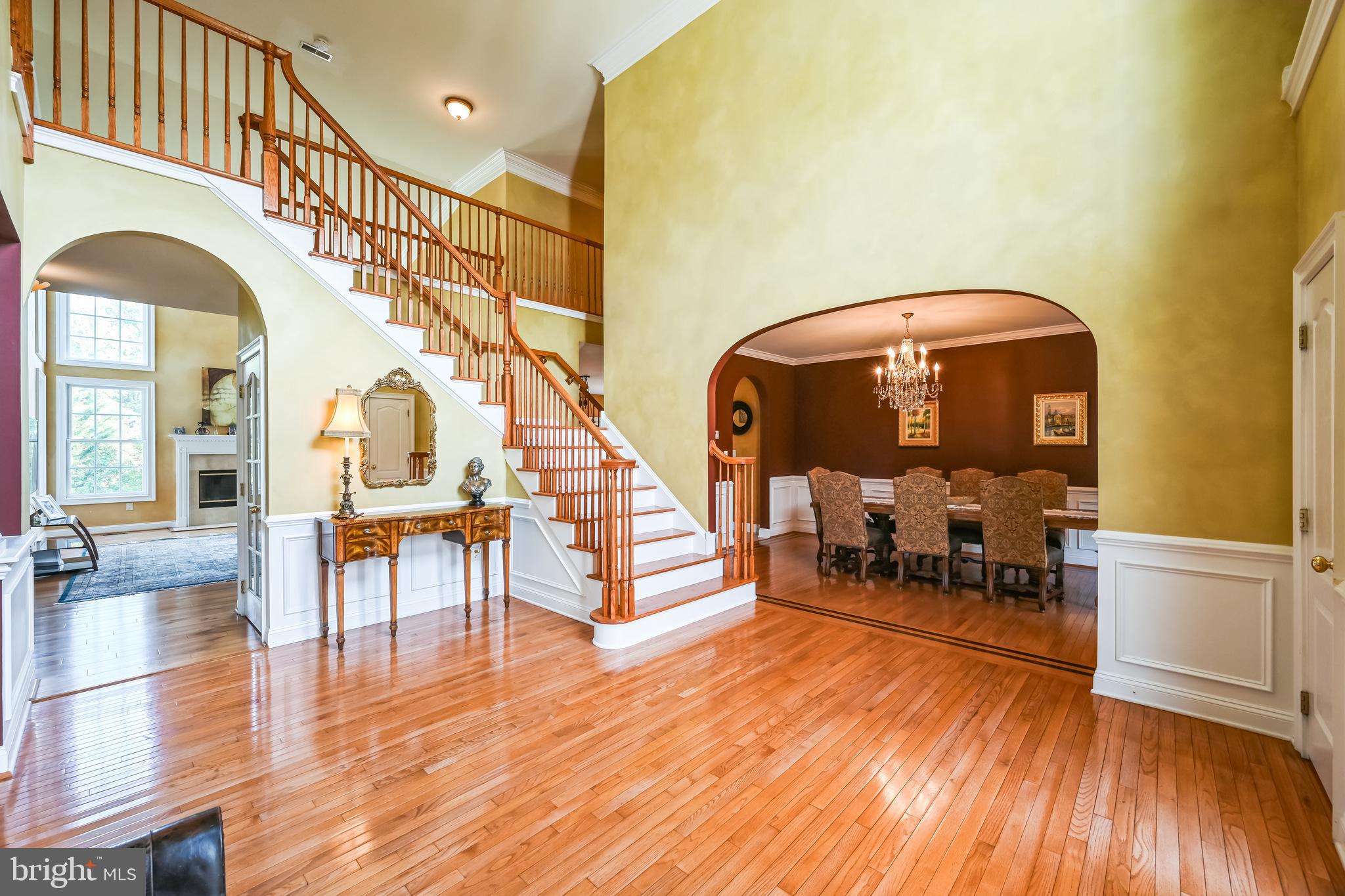 208 CECELIA ACRES DRIVE