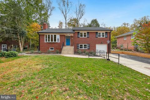 Photo of 1203 Brantford Avenue, SILVER SPRING, MD 20904 (MLS # MDMC2206256) Photo of 1203 Brantford Avenue, SILVER SPRING, MD 20904 (MLS # MDMC2206256)