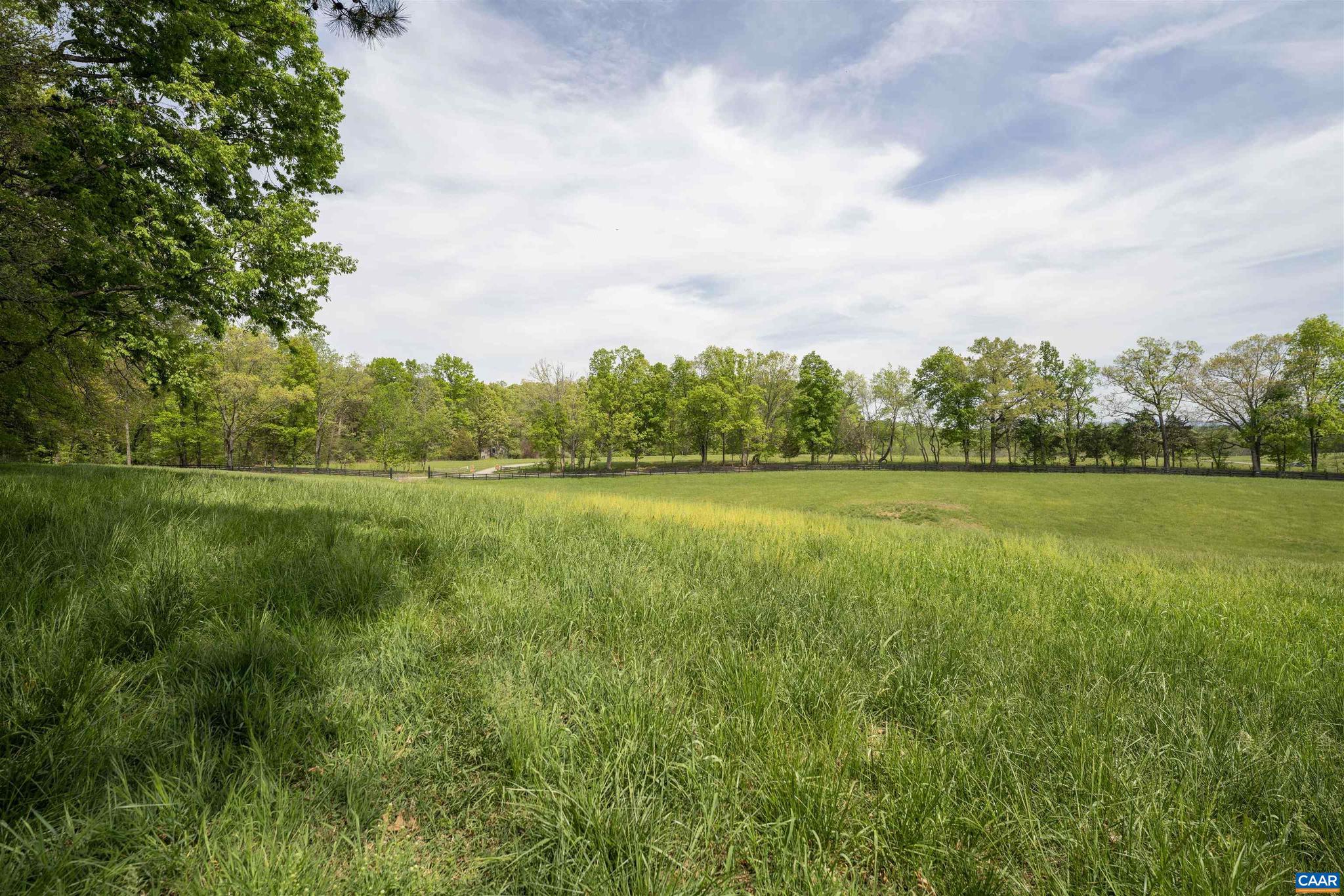 3729 A REAS FORD LN