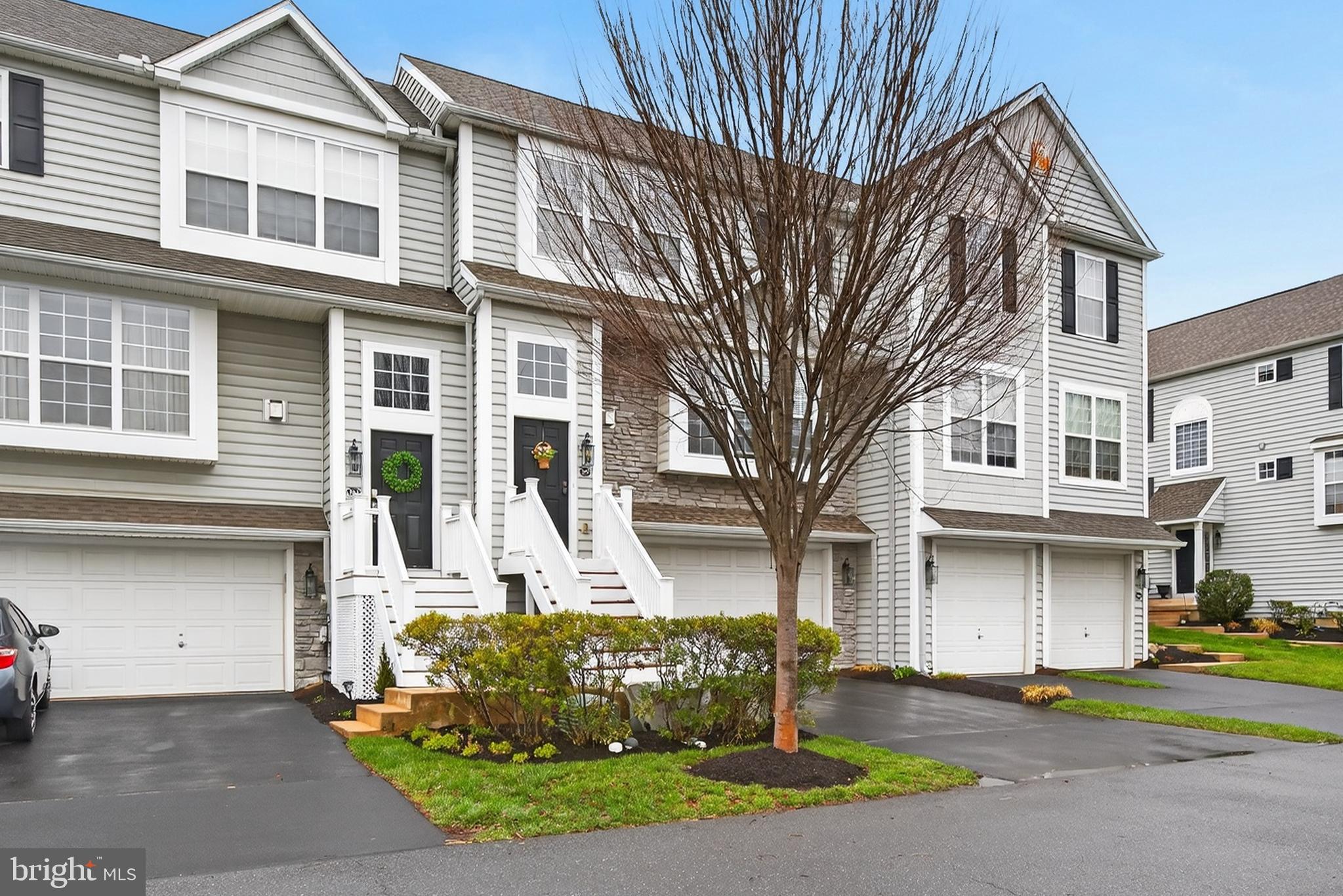 HEATHERBROOK - Residential