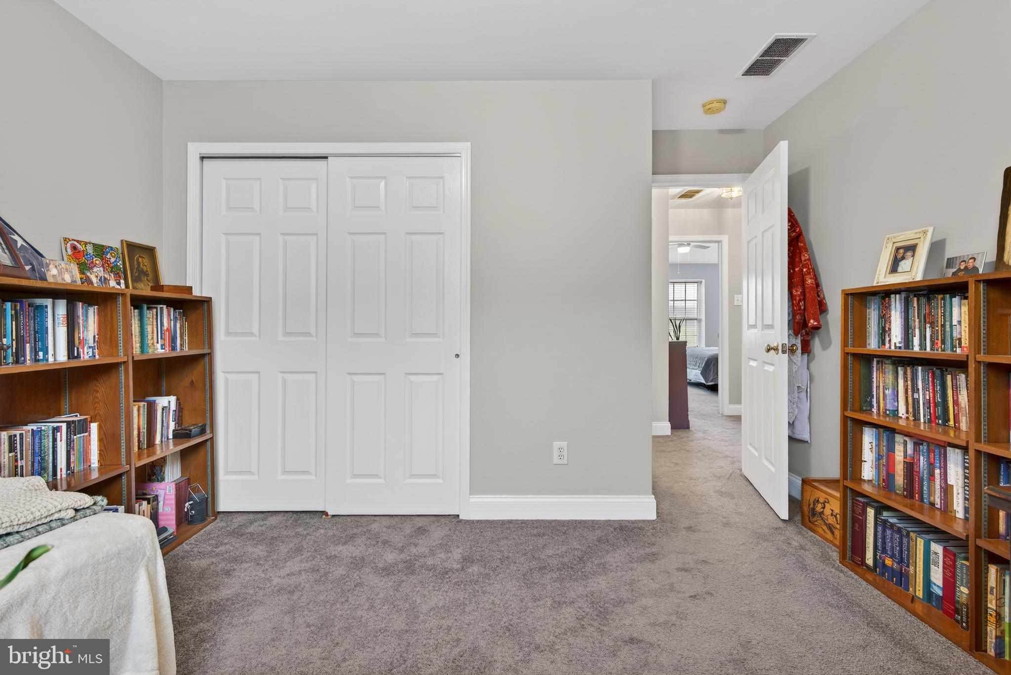 HEATHERBROOK - Residential