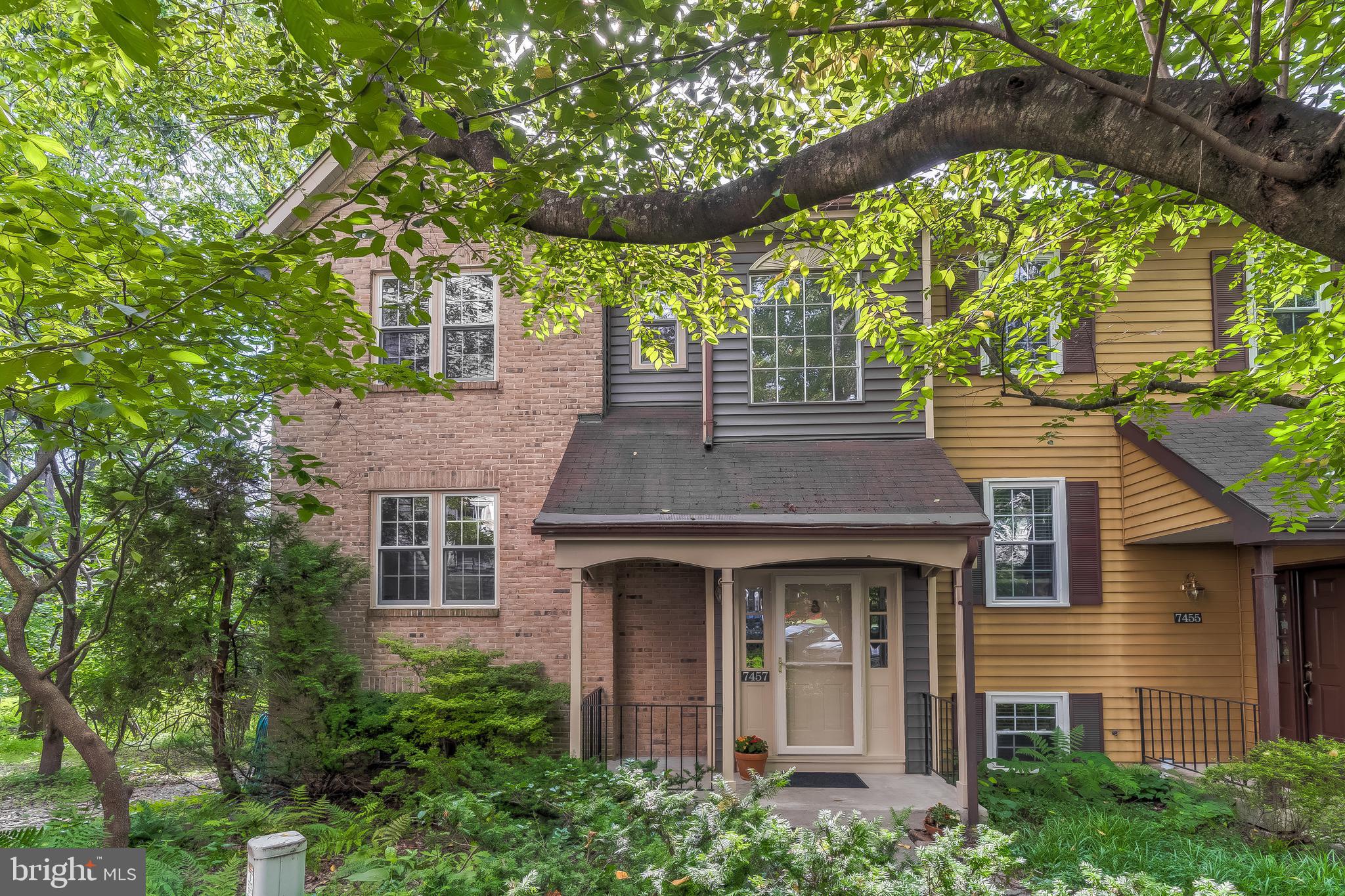 VILLAGE OF OWEN BROWN - Residential