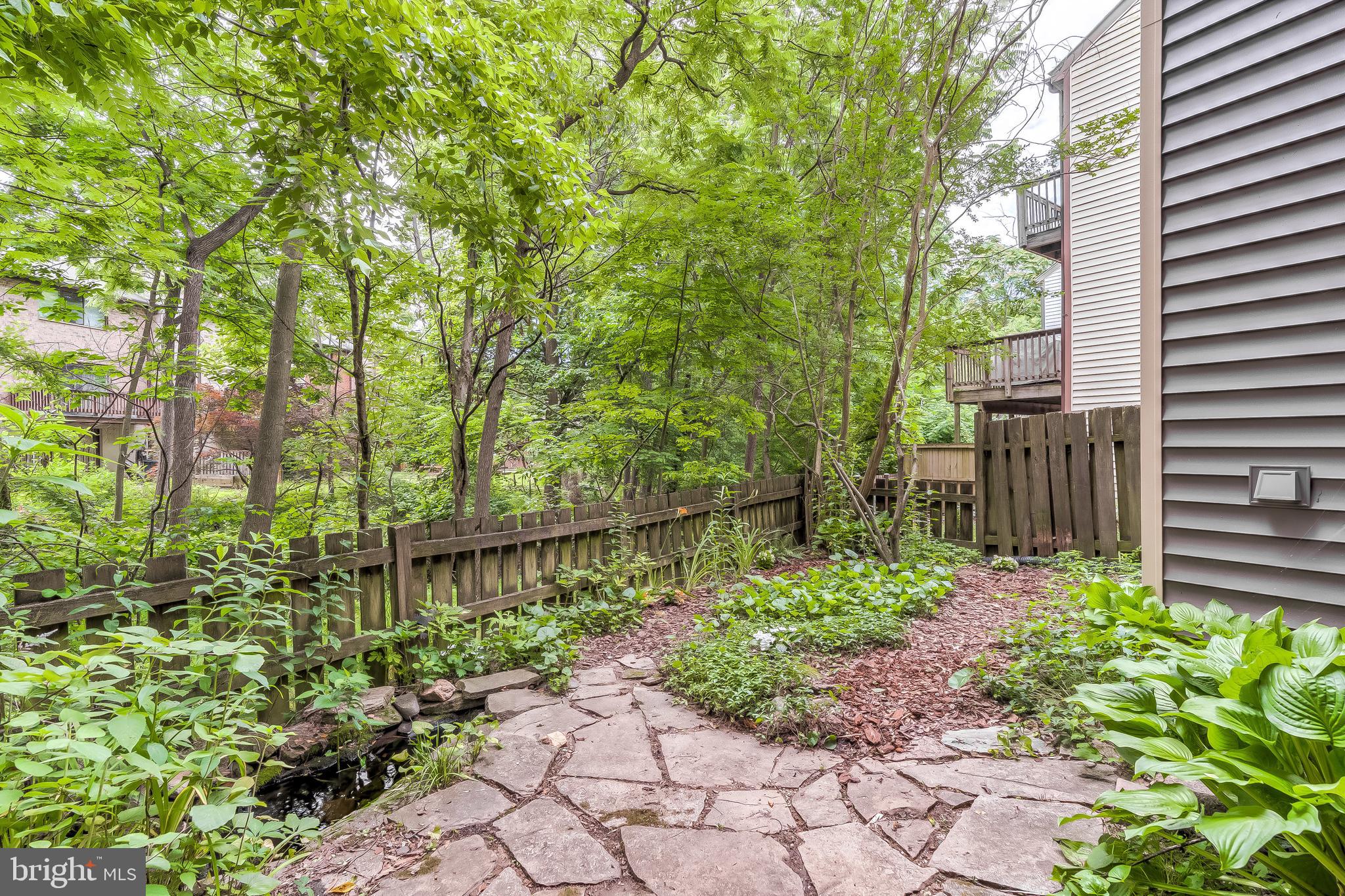 VILLAGE OF OWEN BROWN - Residential