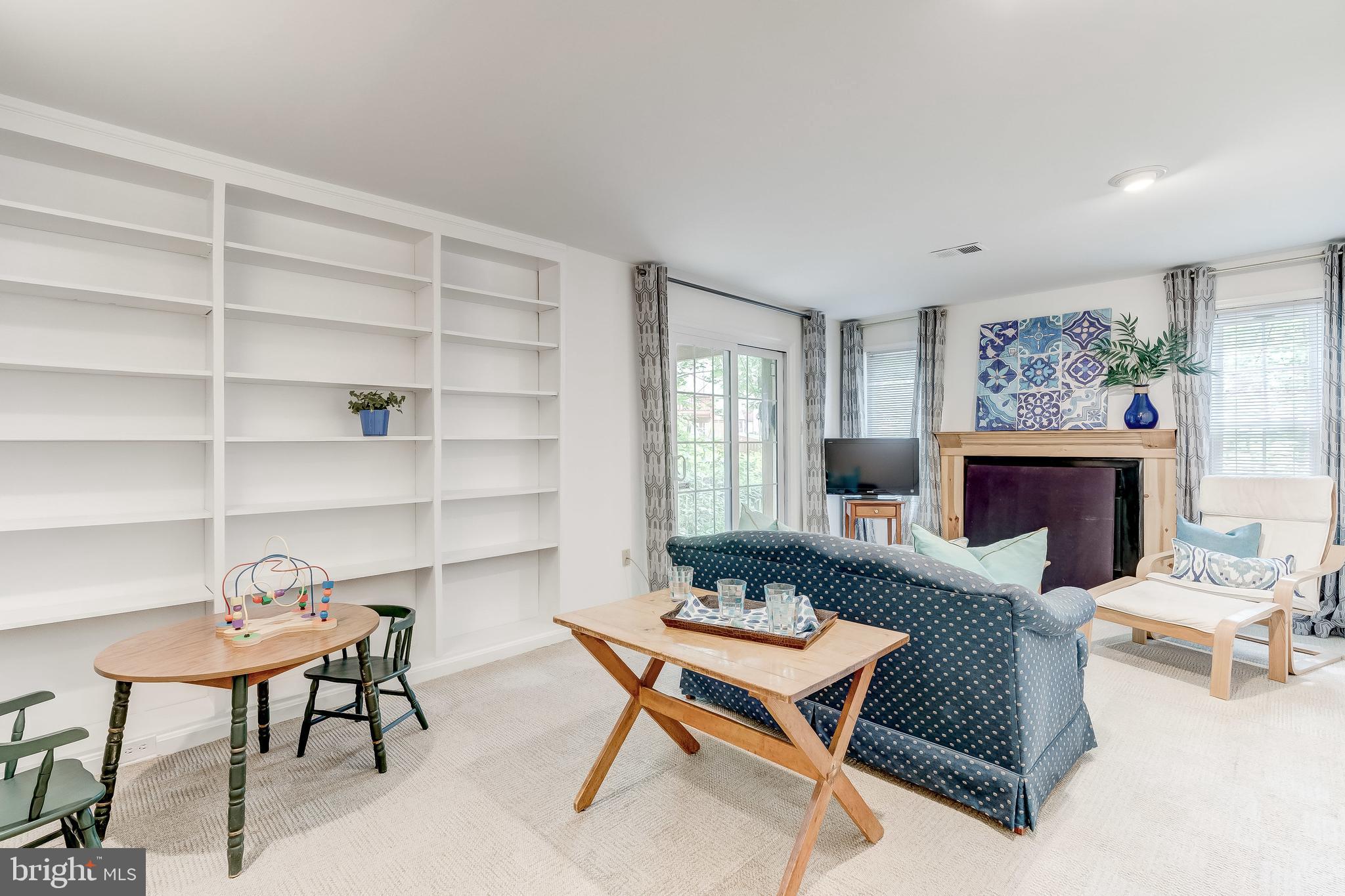 VILLAGE OF OWEN BROWN - Residential