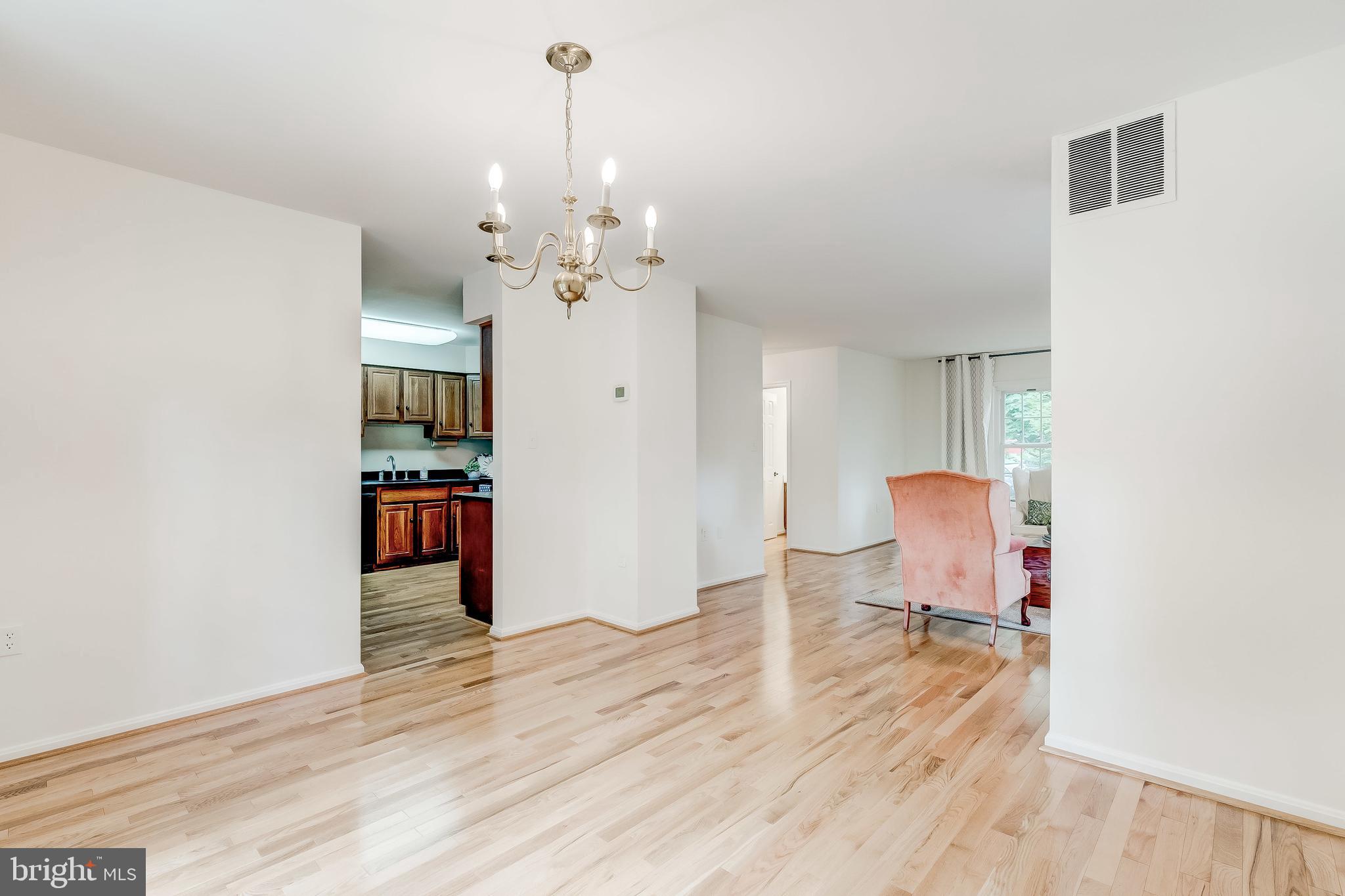 VILLAGE OF OWEN BROWN - Residential