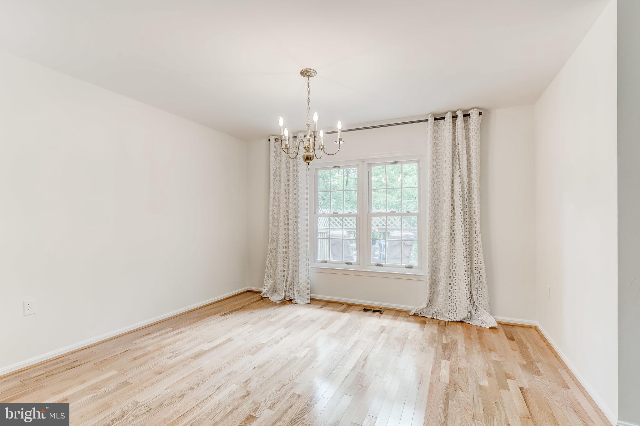 VILLAGE OF OWEN BROWN - Residential