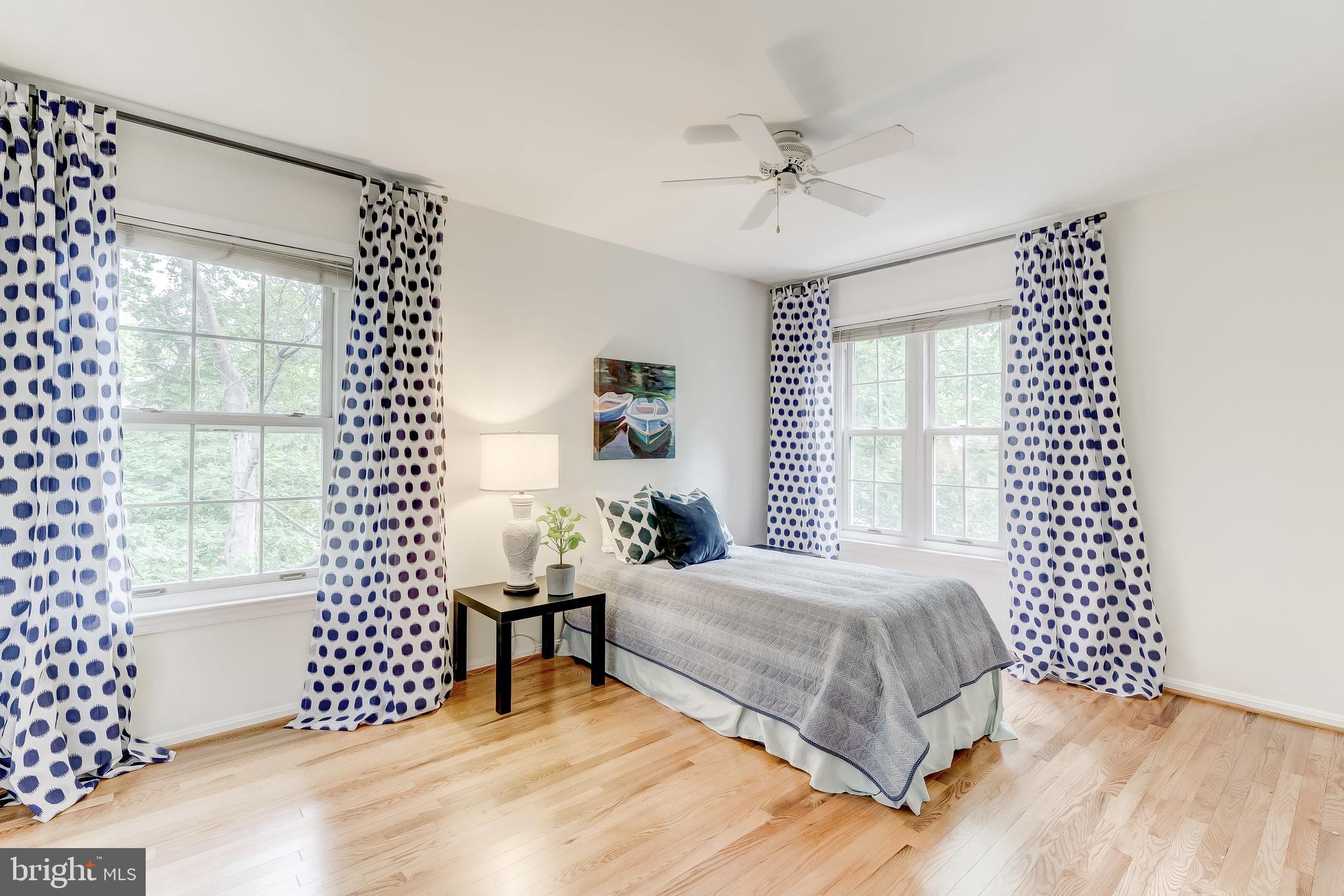 VILLAGE OF OWEN BROWN - Residential