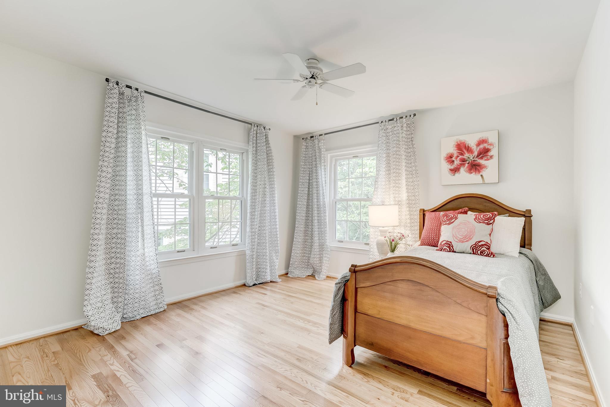 VILLAGE OF OWEN BROWN - Residential