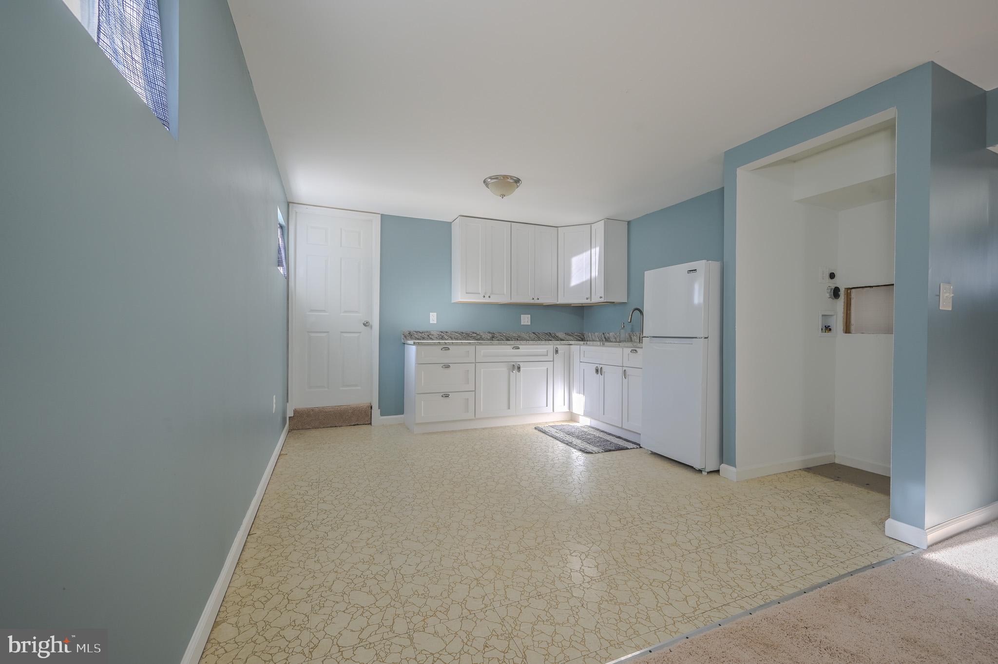 LAKE RIDGE - Residential