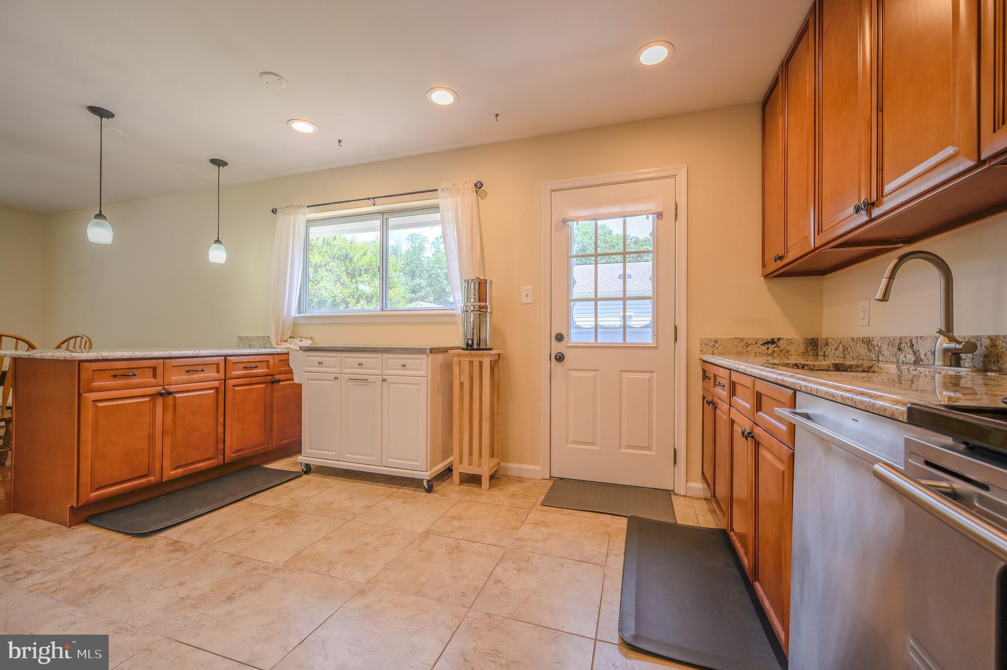 LAKE RIDGE - Residential