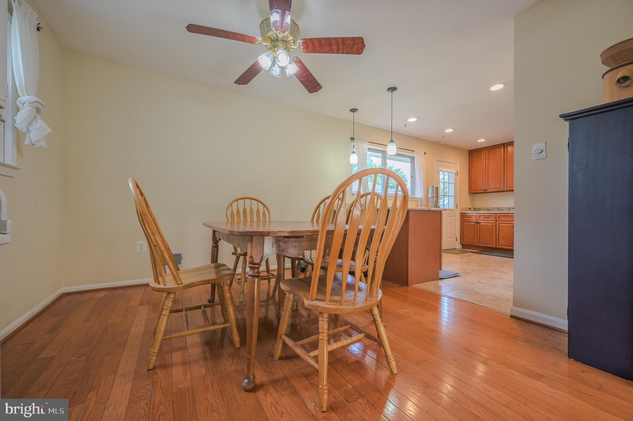 LAKE RIDGE - Residential