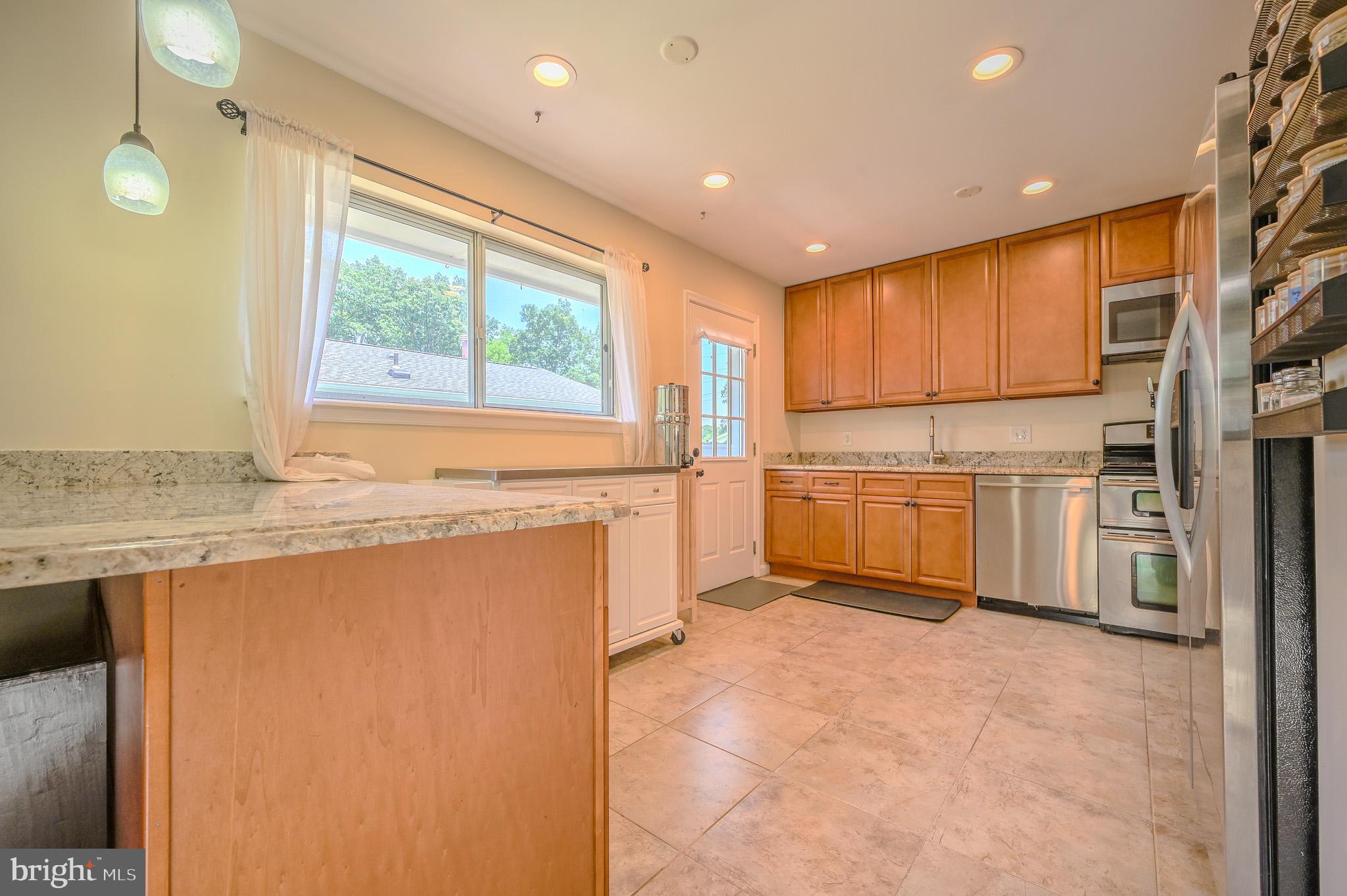 LAKE RIDGE - Residential