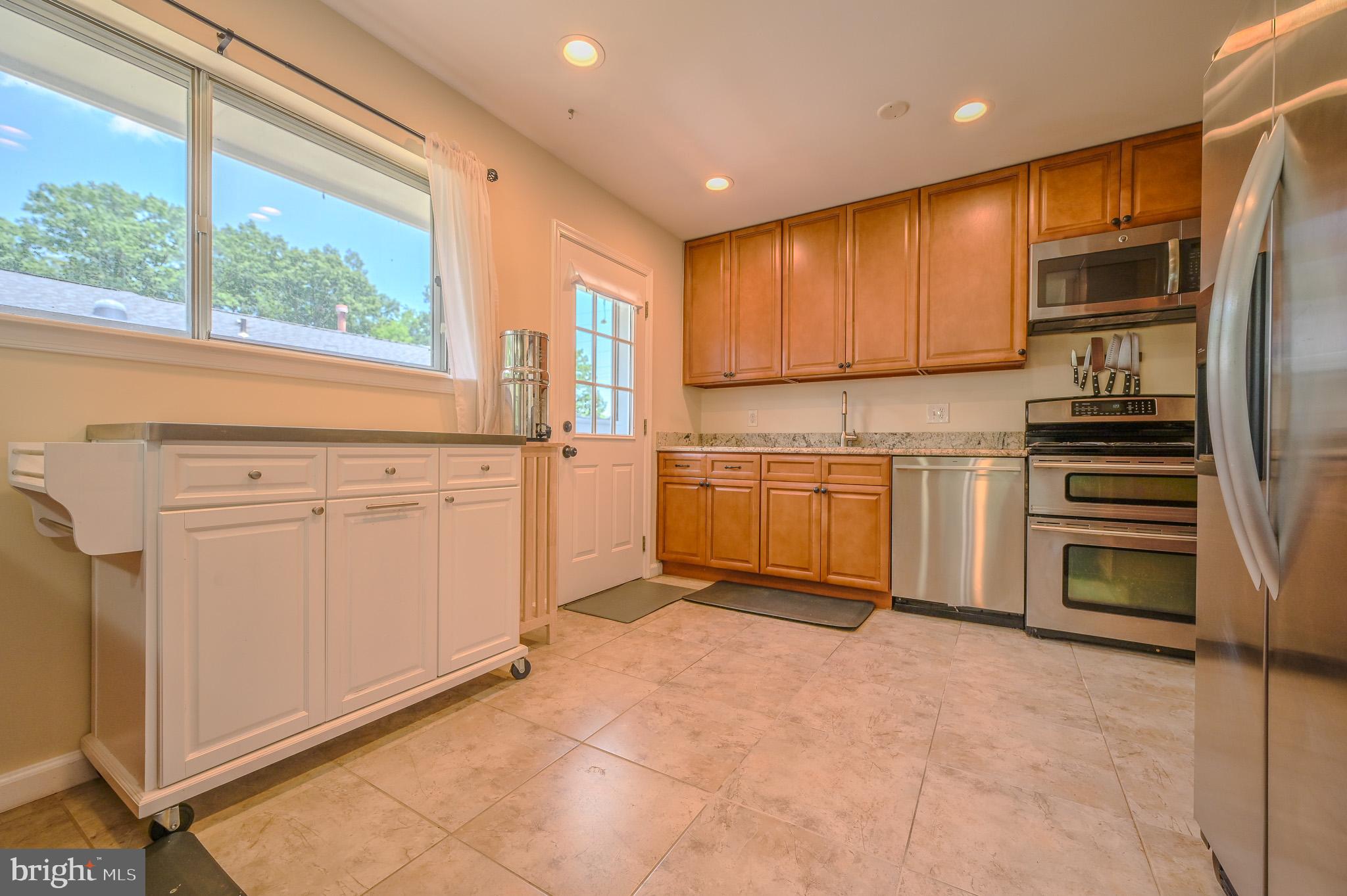 LAKE RIDGE - Residential