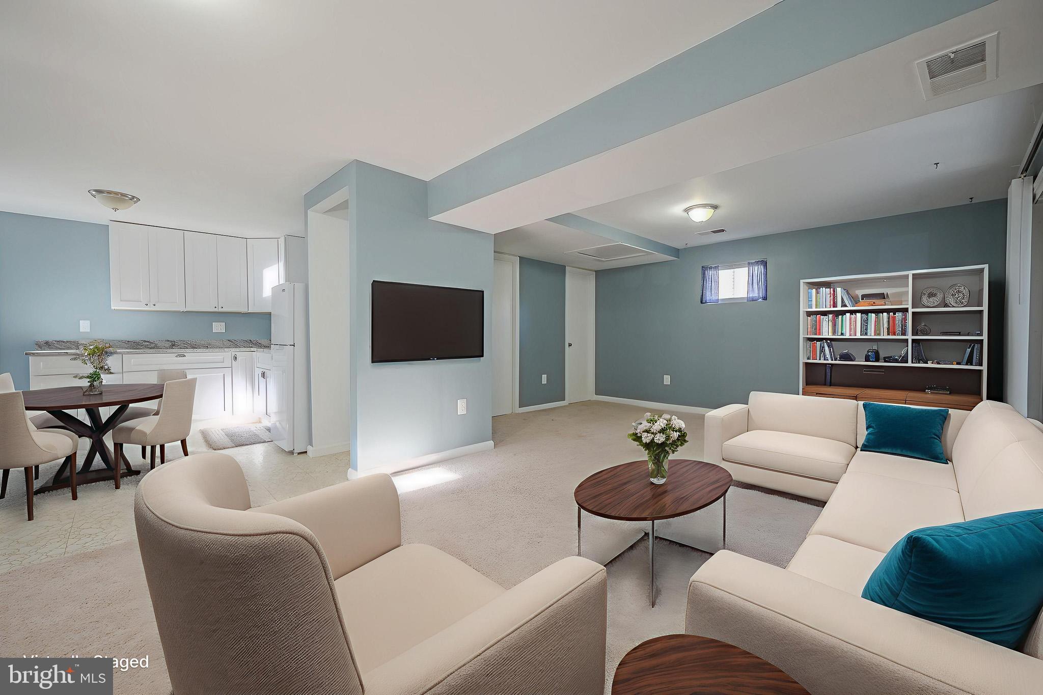 LAKE RIDGE - Residential