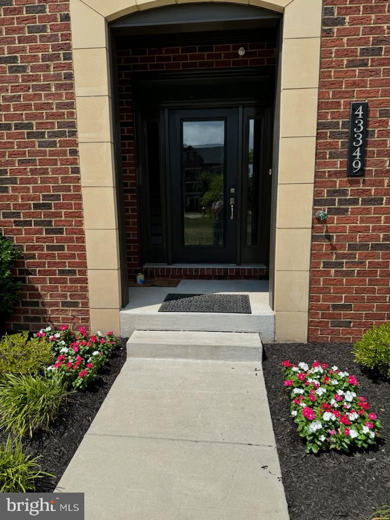 WESTMOORE AT MOOREFIELD - Residential Lease