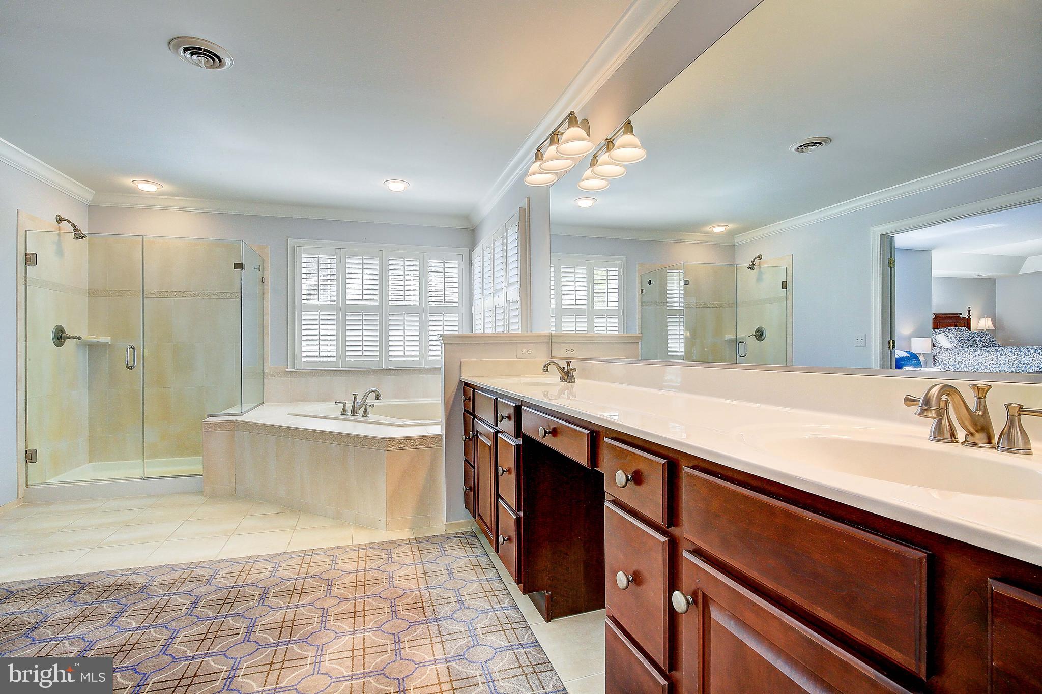 MOUNT TABOR GLEN - Residential